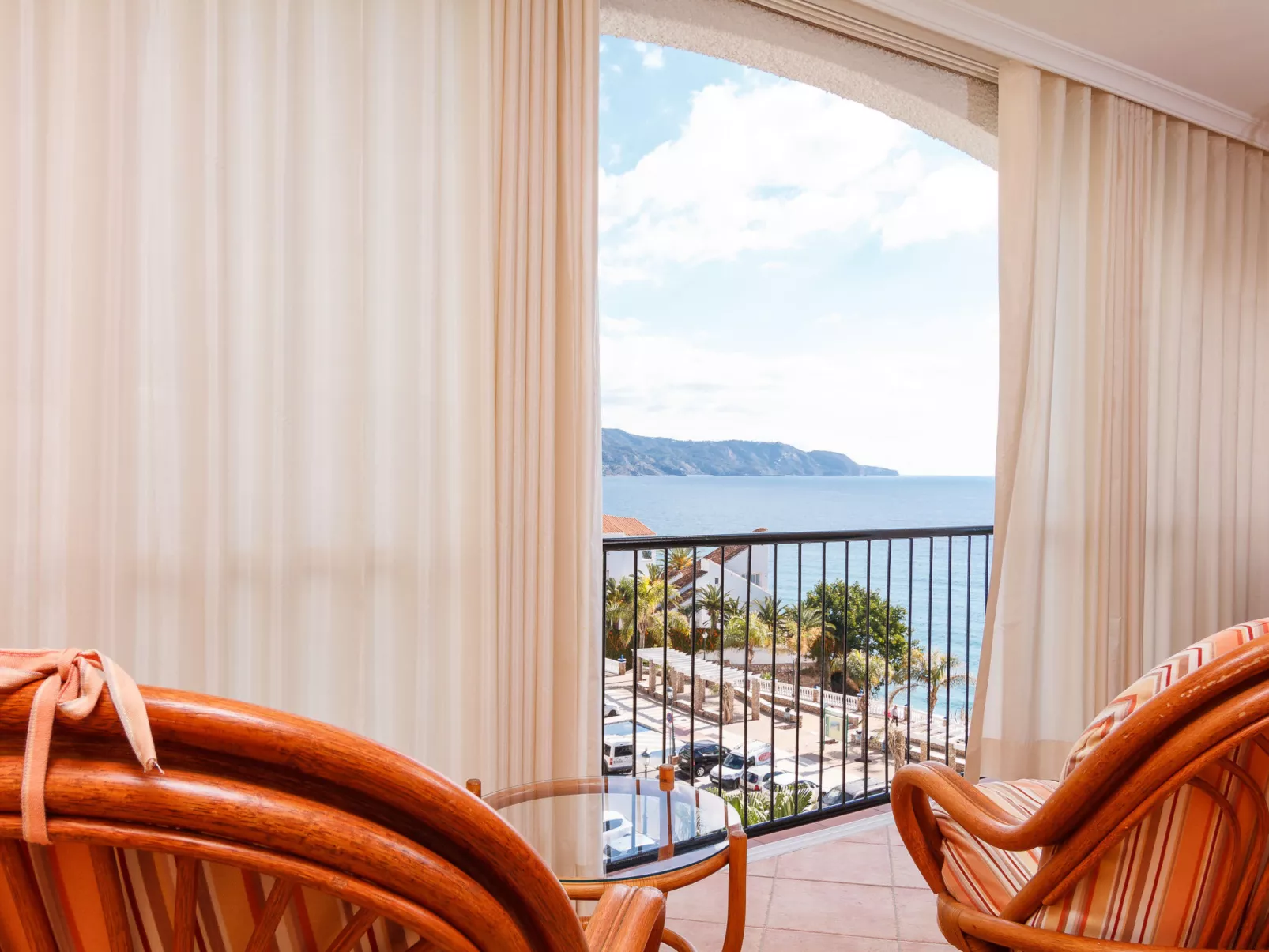 Carabeo 52 Apartment by Casasol - Inside