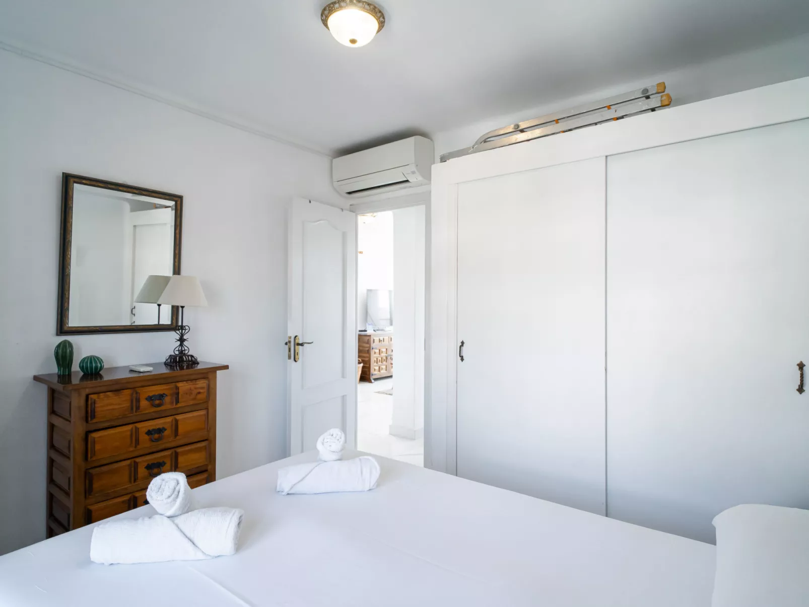 Miami 44 Seaview  by Casasol - Inside