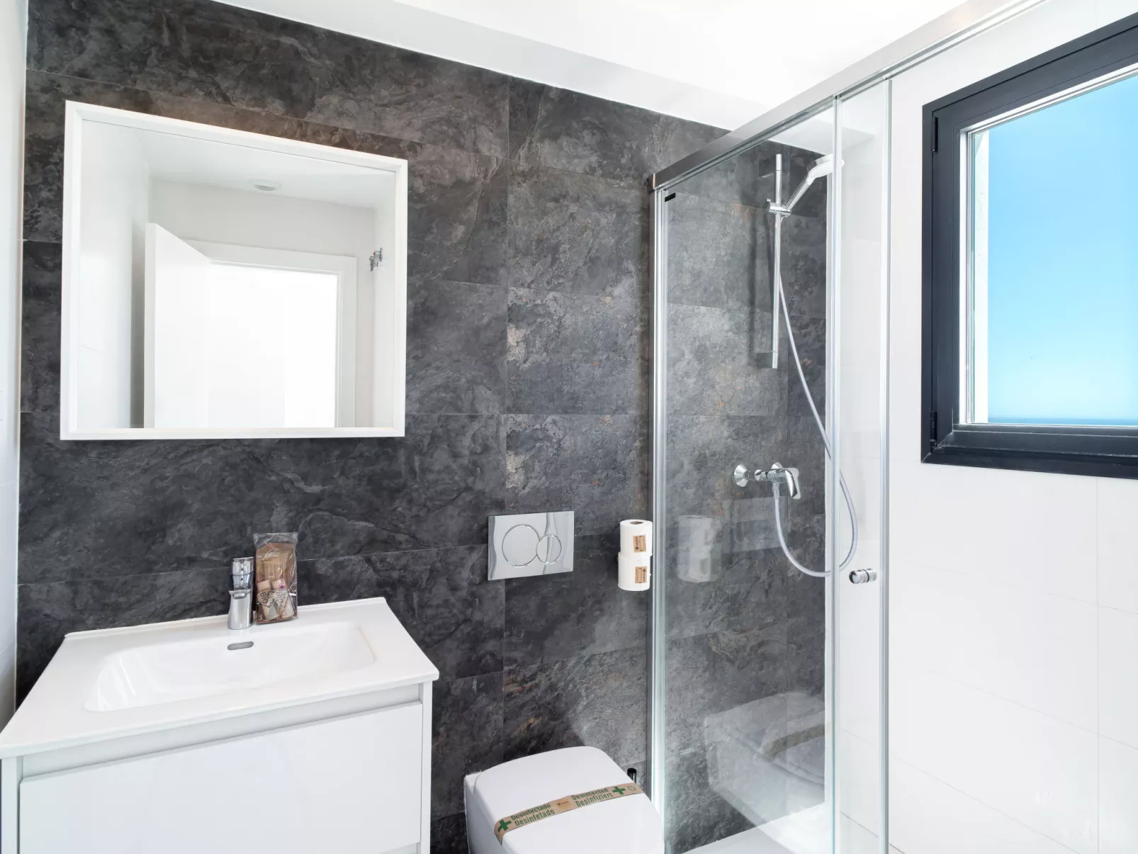 Terrazas de Ladera Duplex 9 by Casasol - Inside