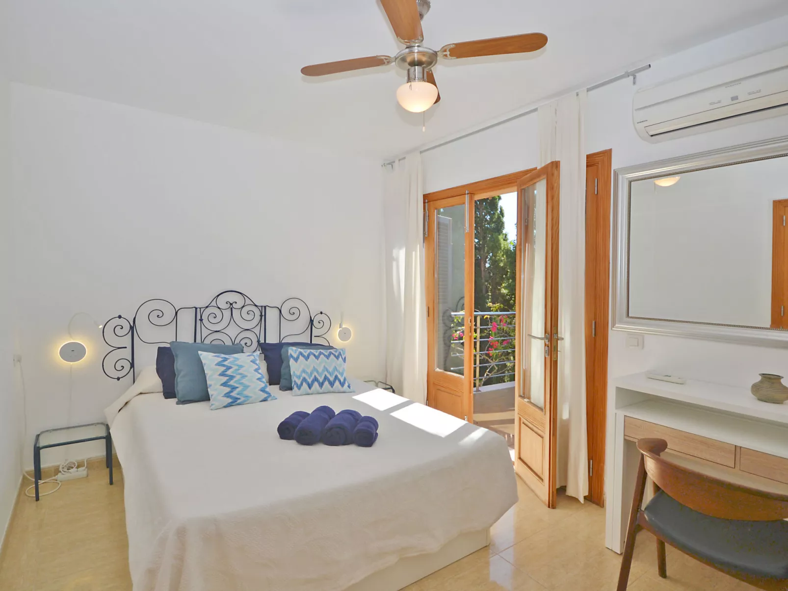 Amparo Luca - Drinnen