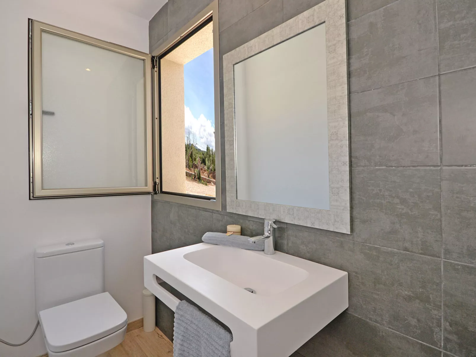 Ses Veyetes - Drinnen