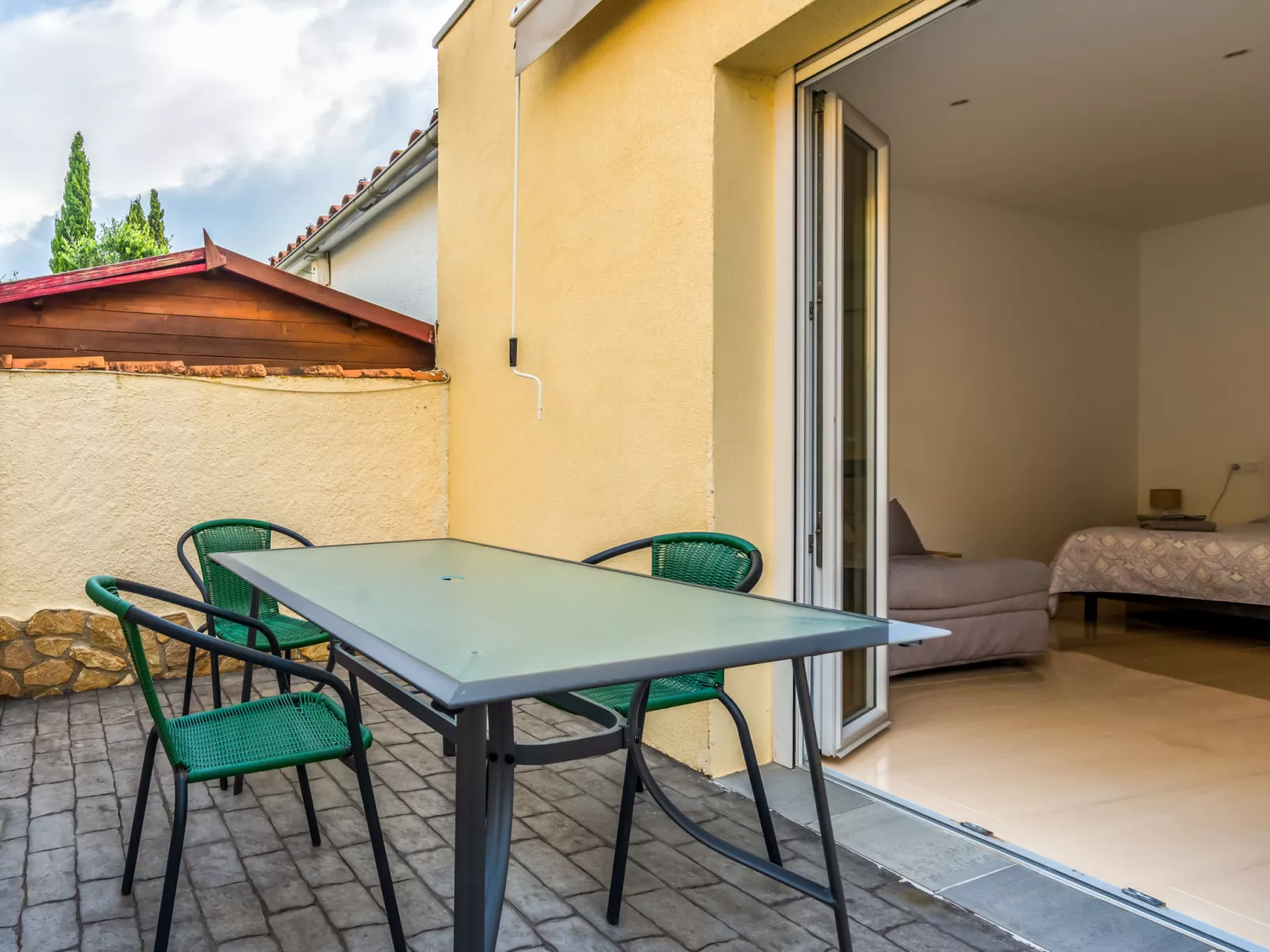 La Vida Sin Limites I EMP - Outside