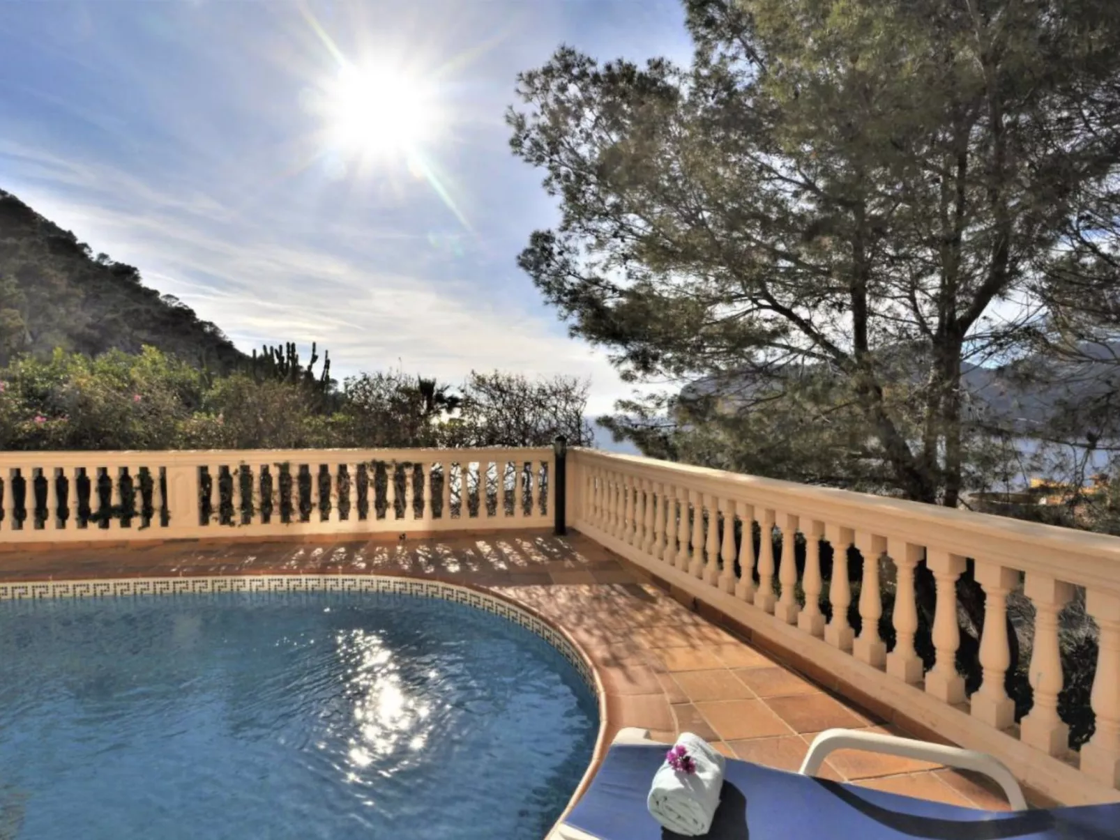 VILLA CAMP DE MAR SEA VIEW - Outside