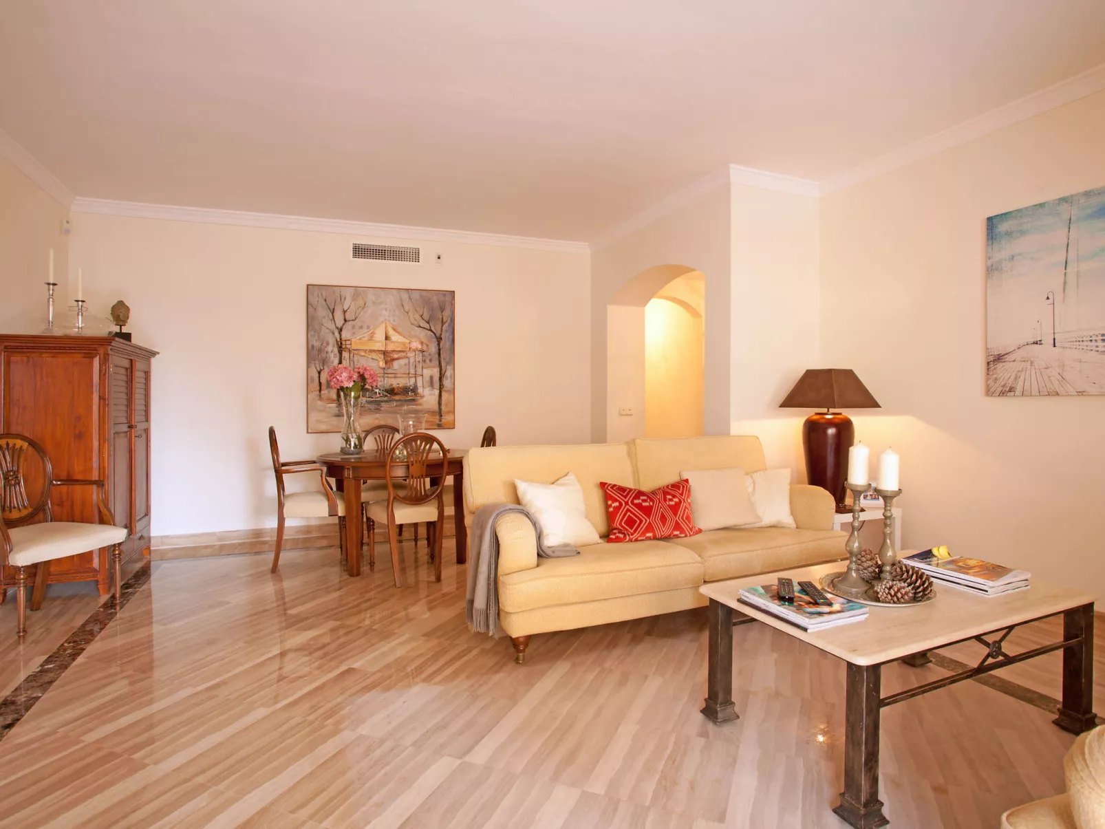 Hacienda Elviria - Dedans