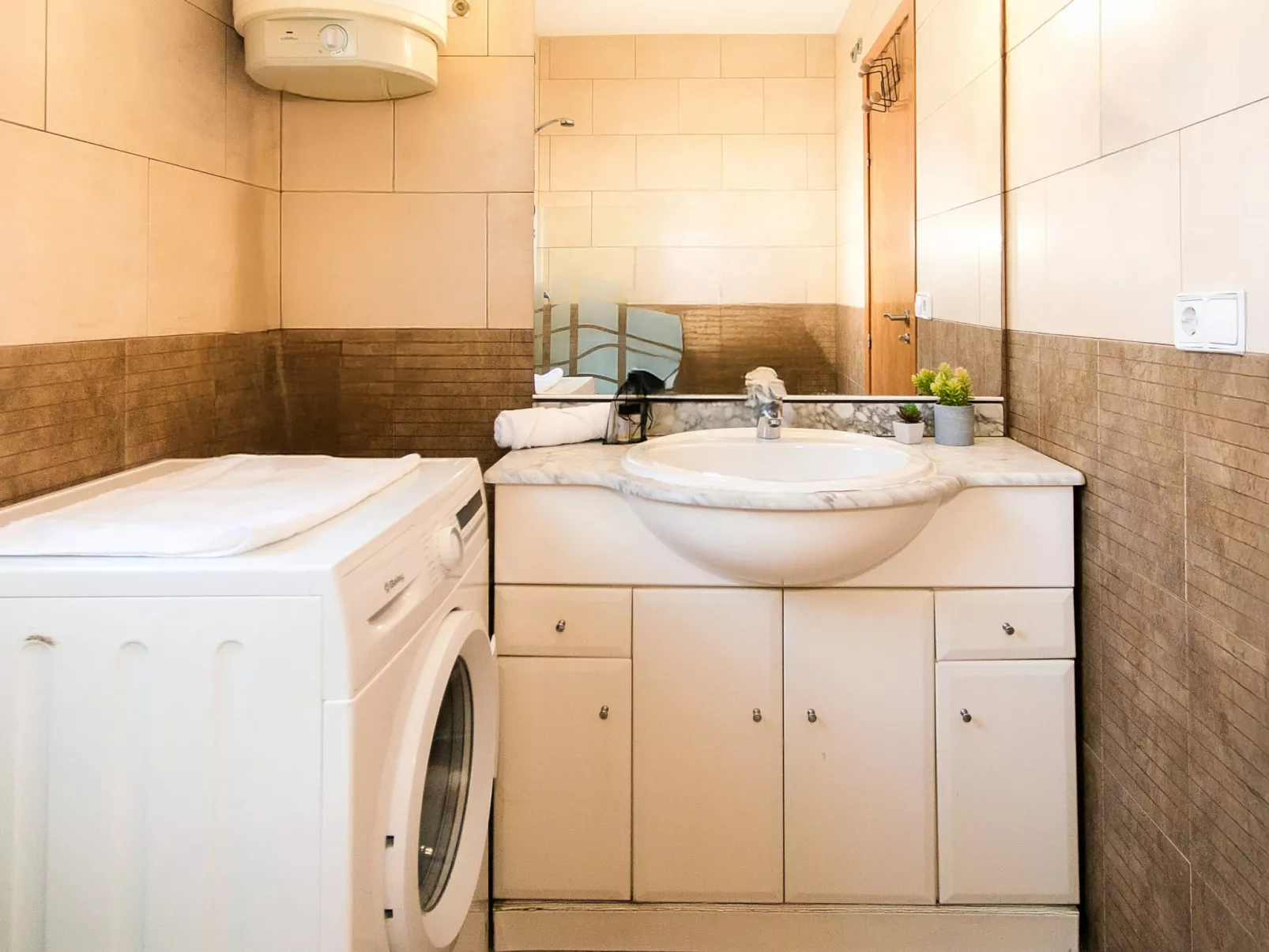 WELCS APARTAMENTO 265 EMP cerca de la playa - Drinnen