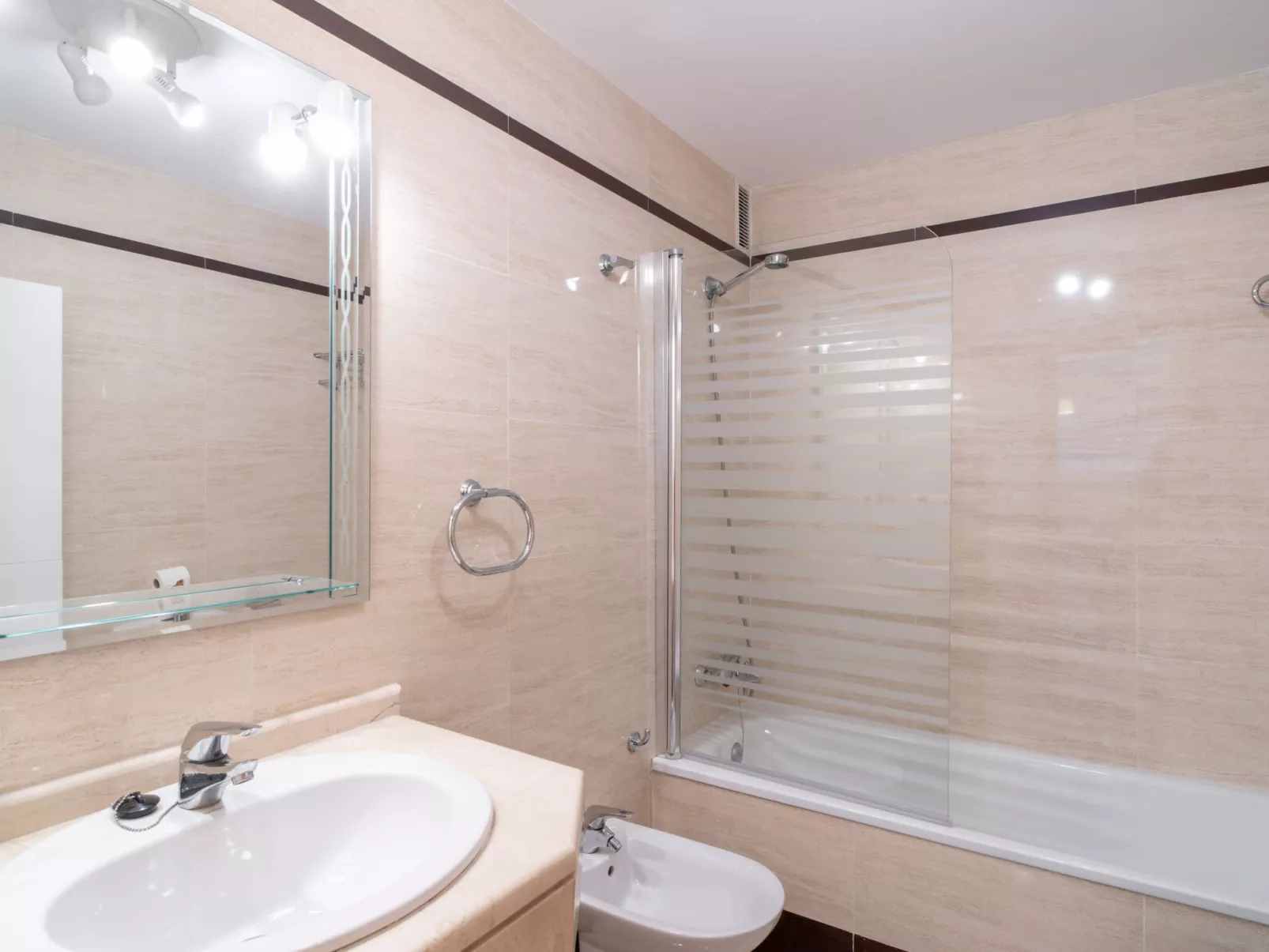 Cala de Nerja Seaview by Casasol - Drinnen