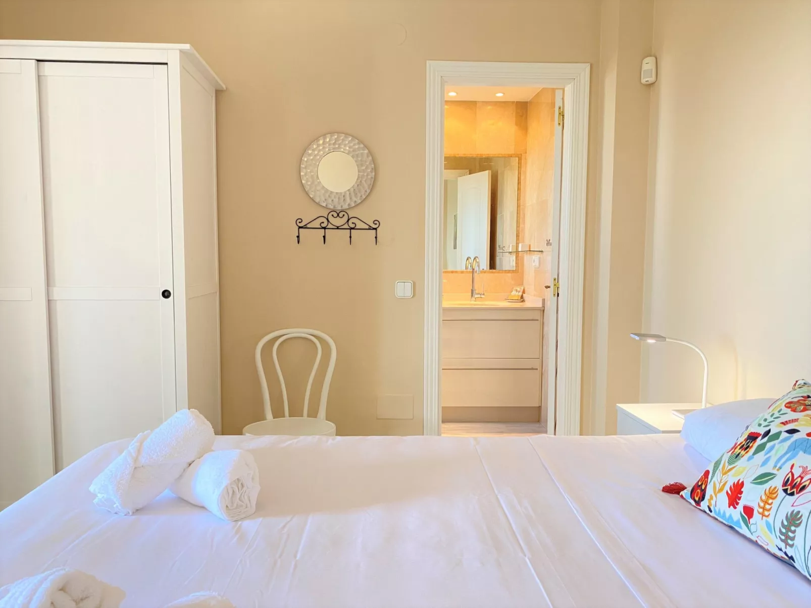 Senorio de Capistrano by Casasol - Inside