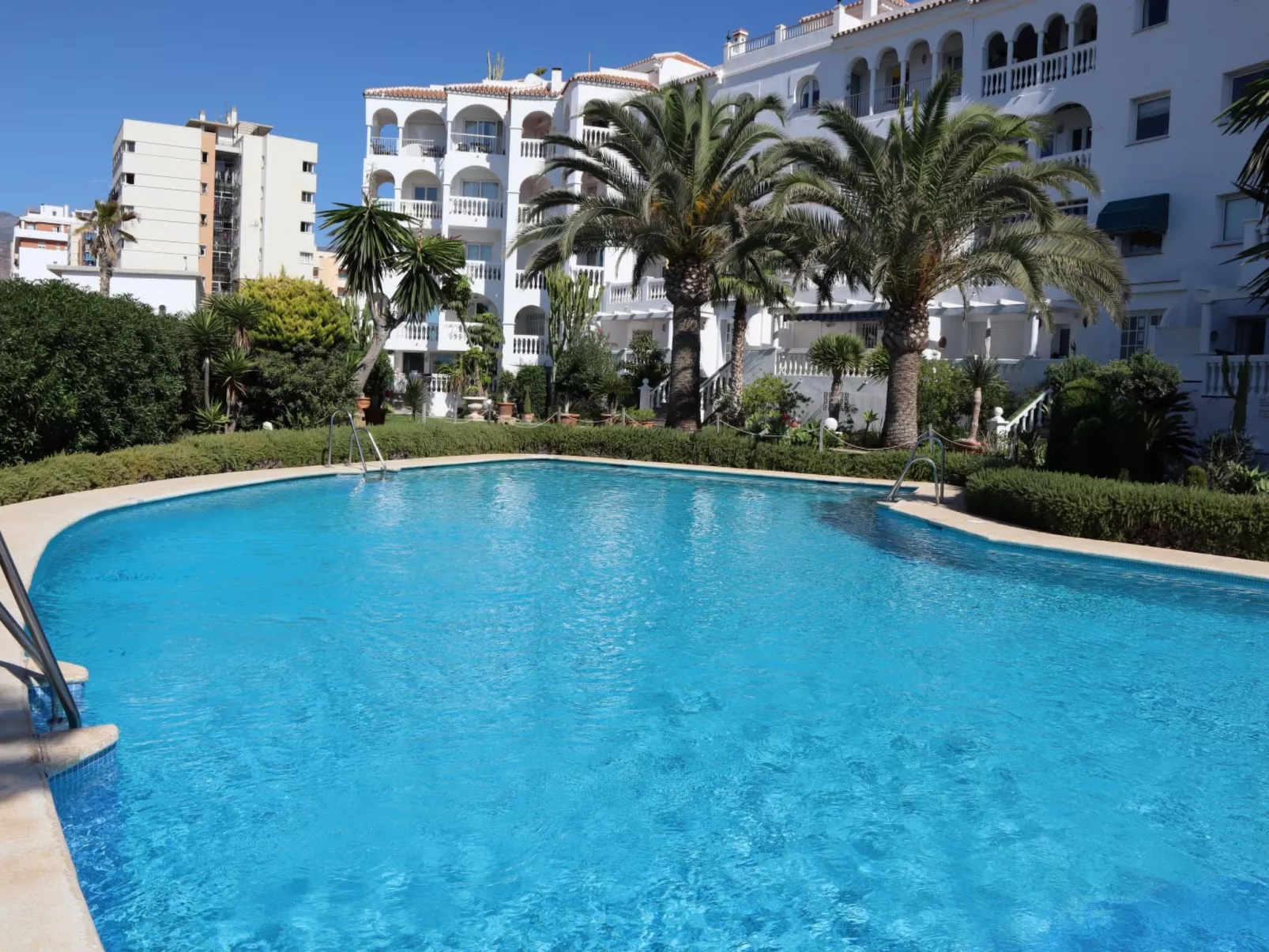 Stella Maris Beachfront 1B by Casasol - Dehors