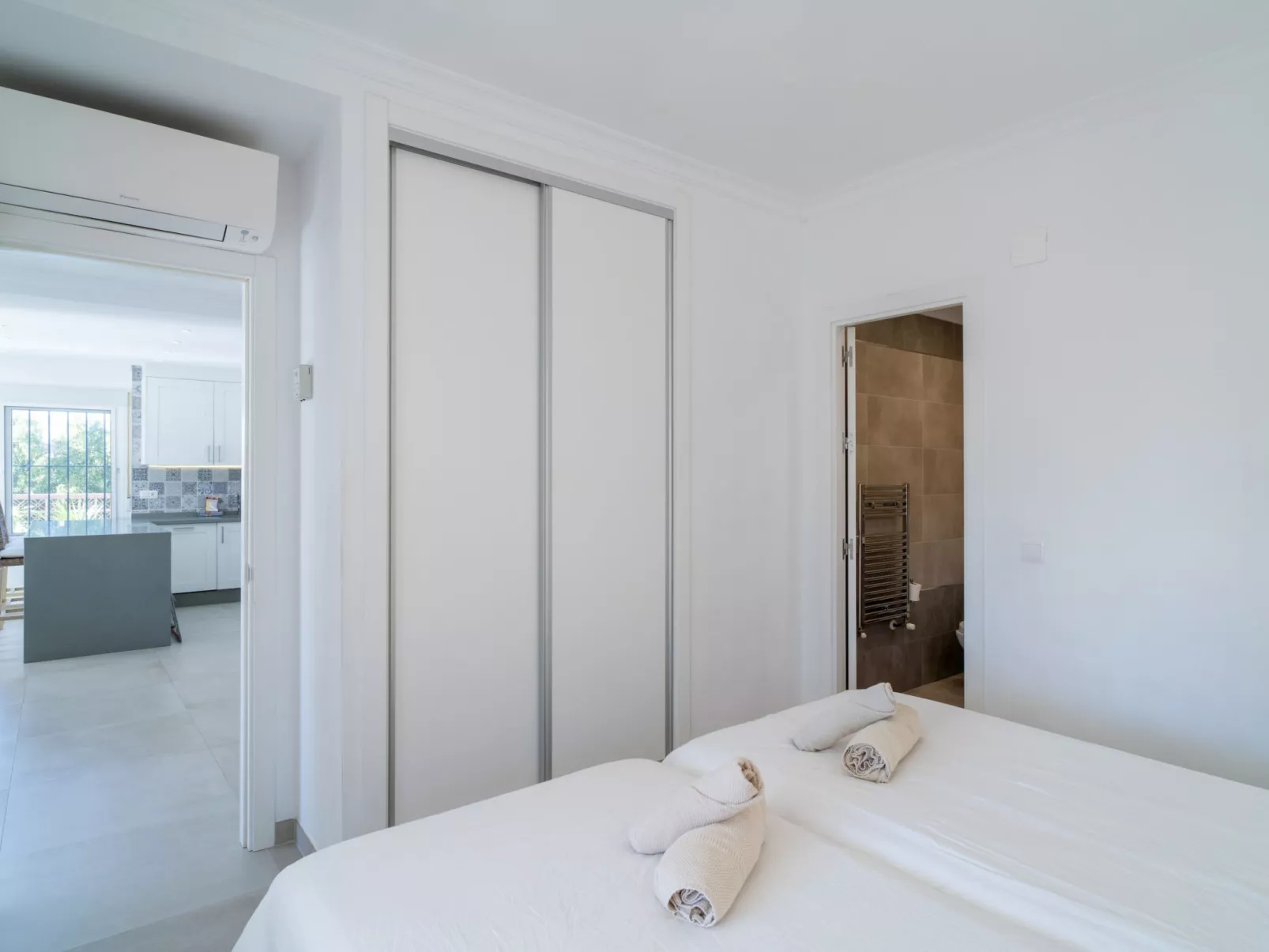 Villa Sandra Luxury Suite by Casasol - Drinnen