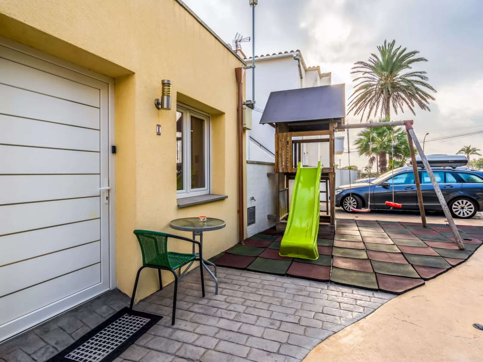 La Vida Sin Limites I EMP - Outside