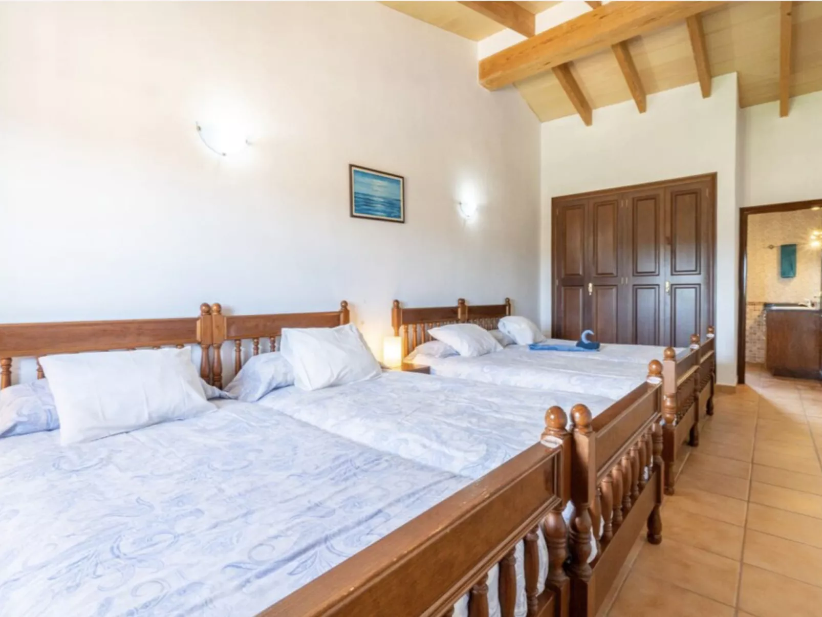 VILLA LORENZO MANACOR by PriorityVillas - Dedans