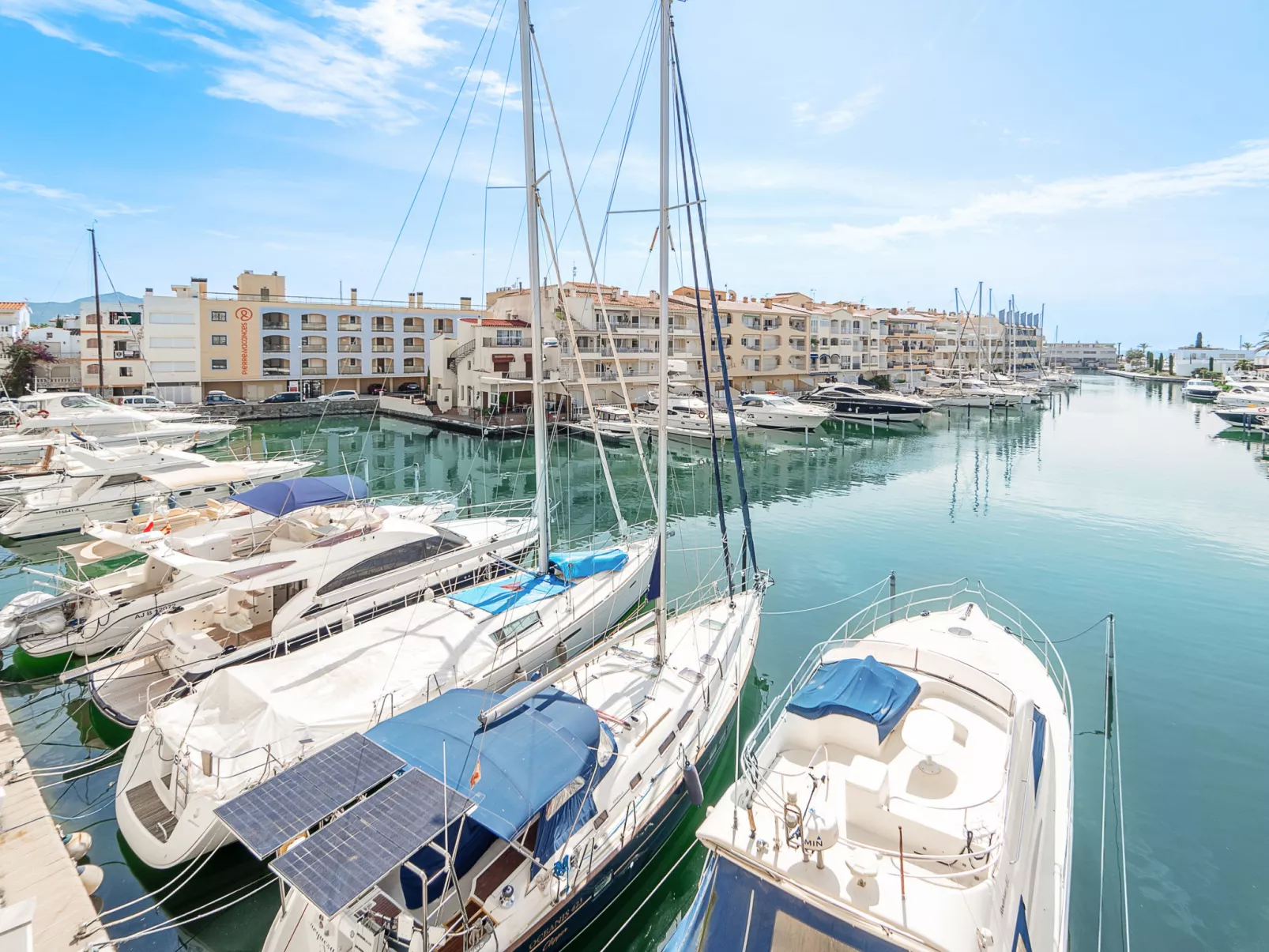 WELCS APARTAMENTO 158 EMP con vistas al canal - Draußen