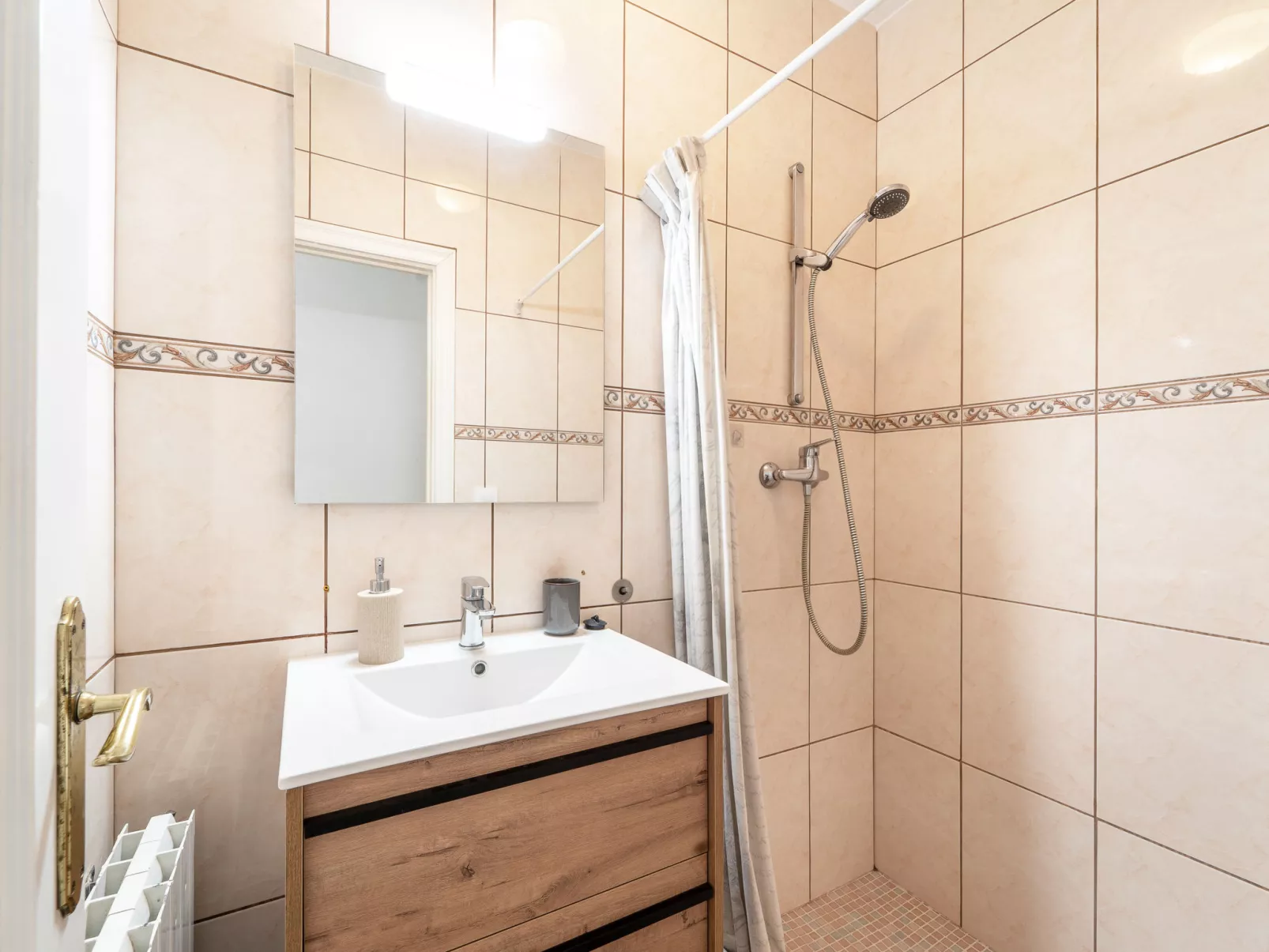 WELCS CASA 168 EMP con piscina privada - Drinnen