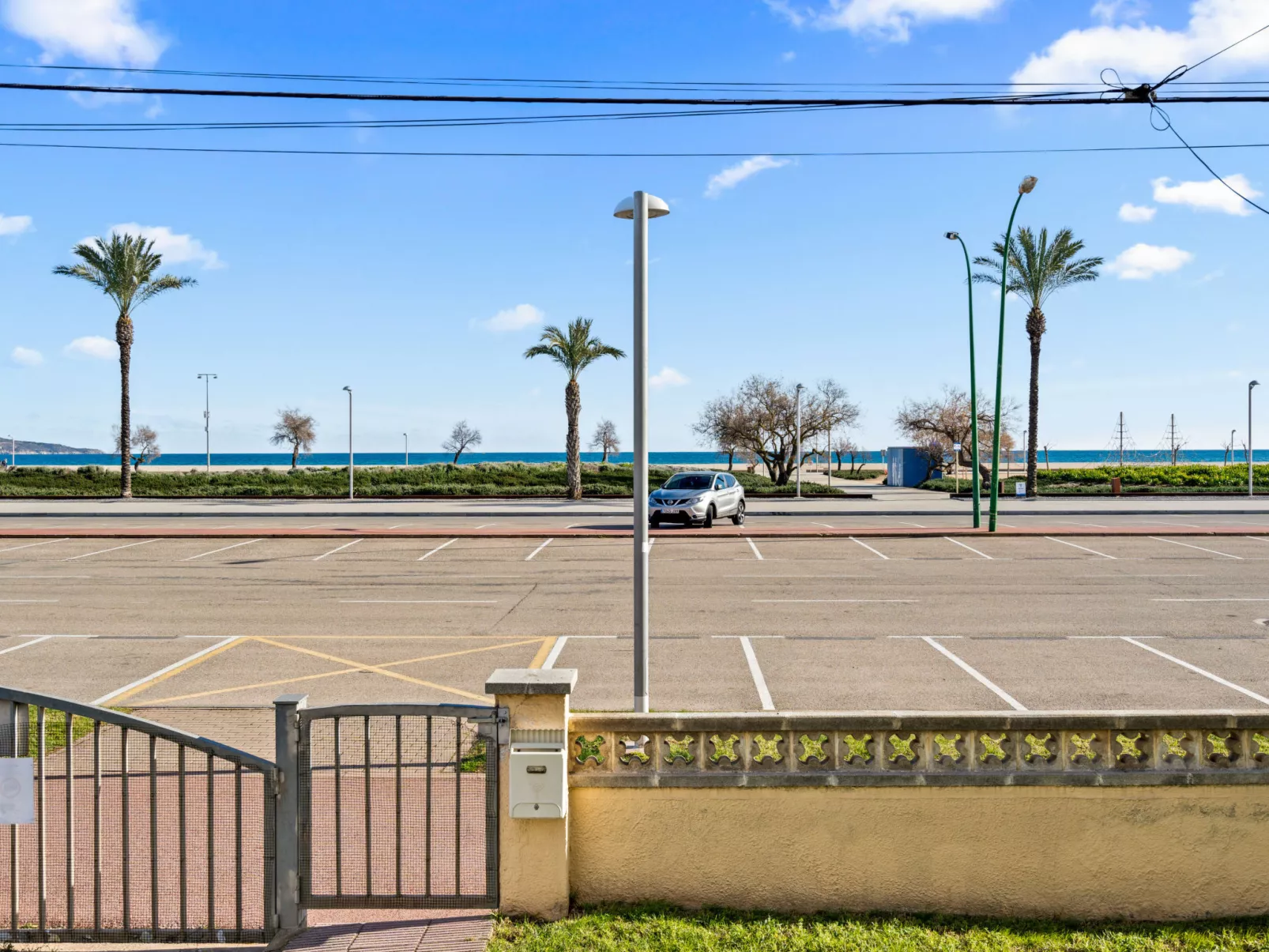 WELCS APARTAMENTO 218 EMP frente al Mar - Outside