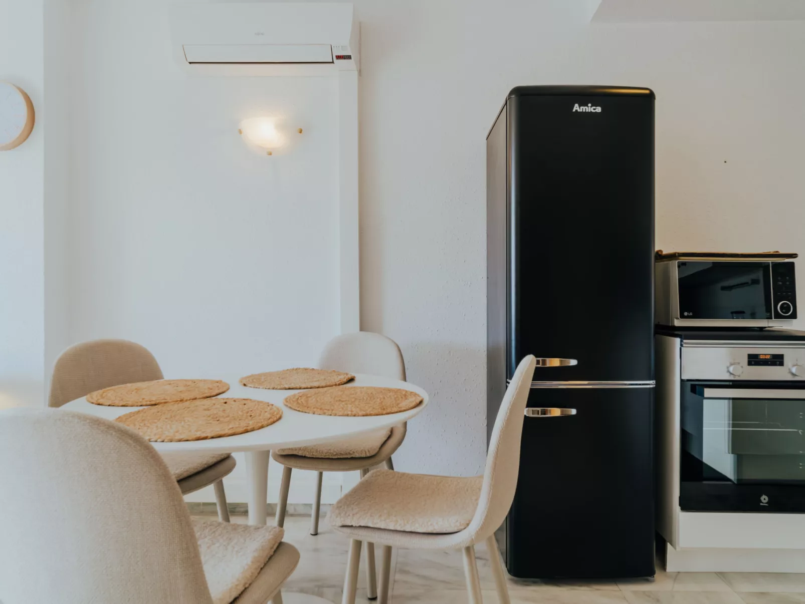 WELCS APARTAMENTO 208 EMP cerca de la playa - Dedans