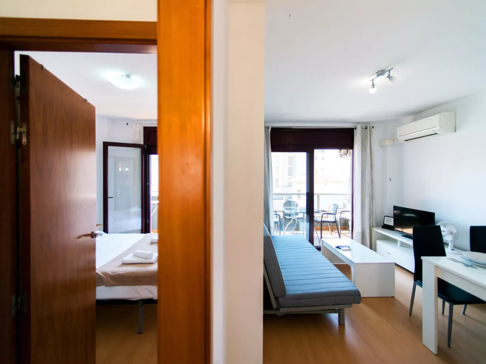 WELCS APARTAMENTO 265 EMP cerca de la playa - Drinnen