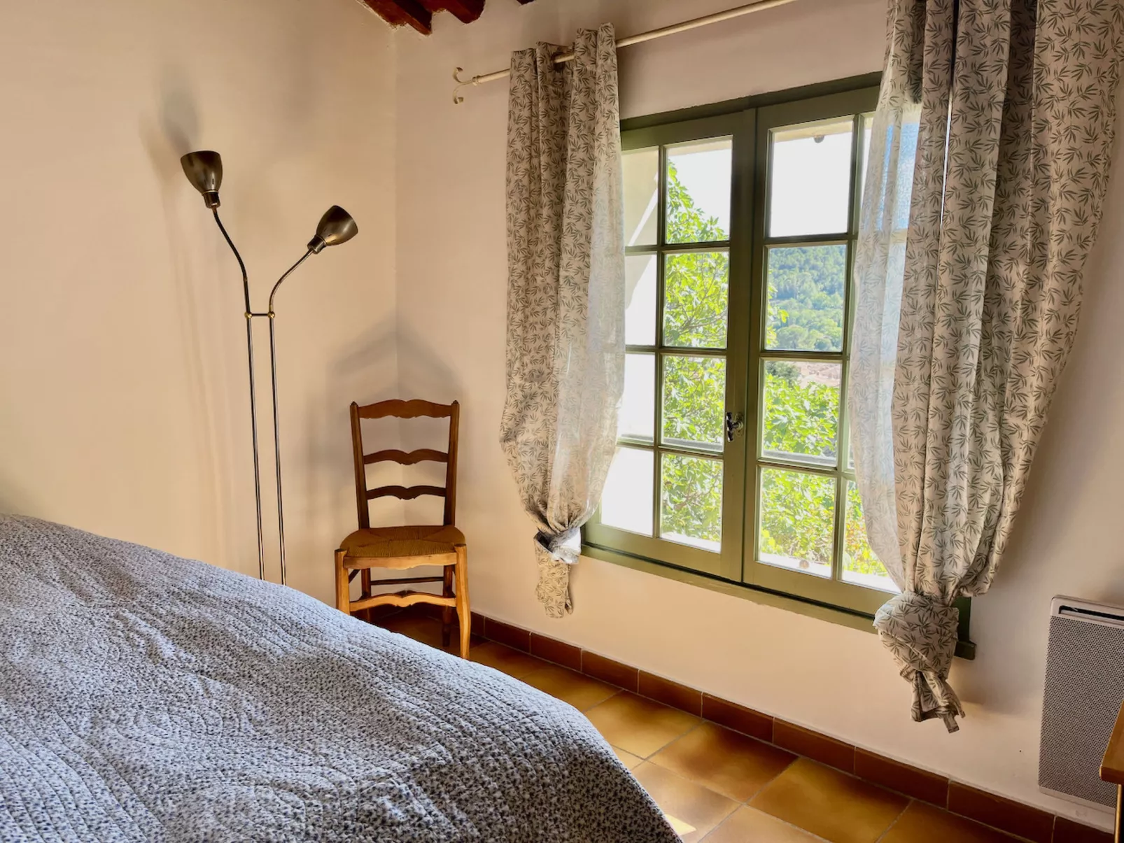 MAISON PERCHEE - Drinnen