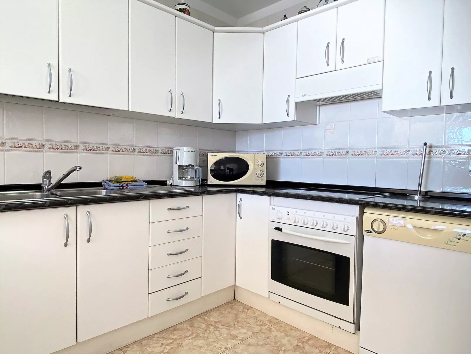 Capistrano Playa 206 by Casasol - Inside