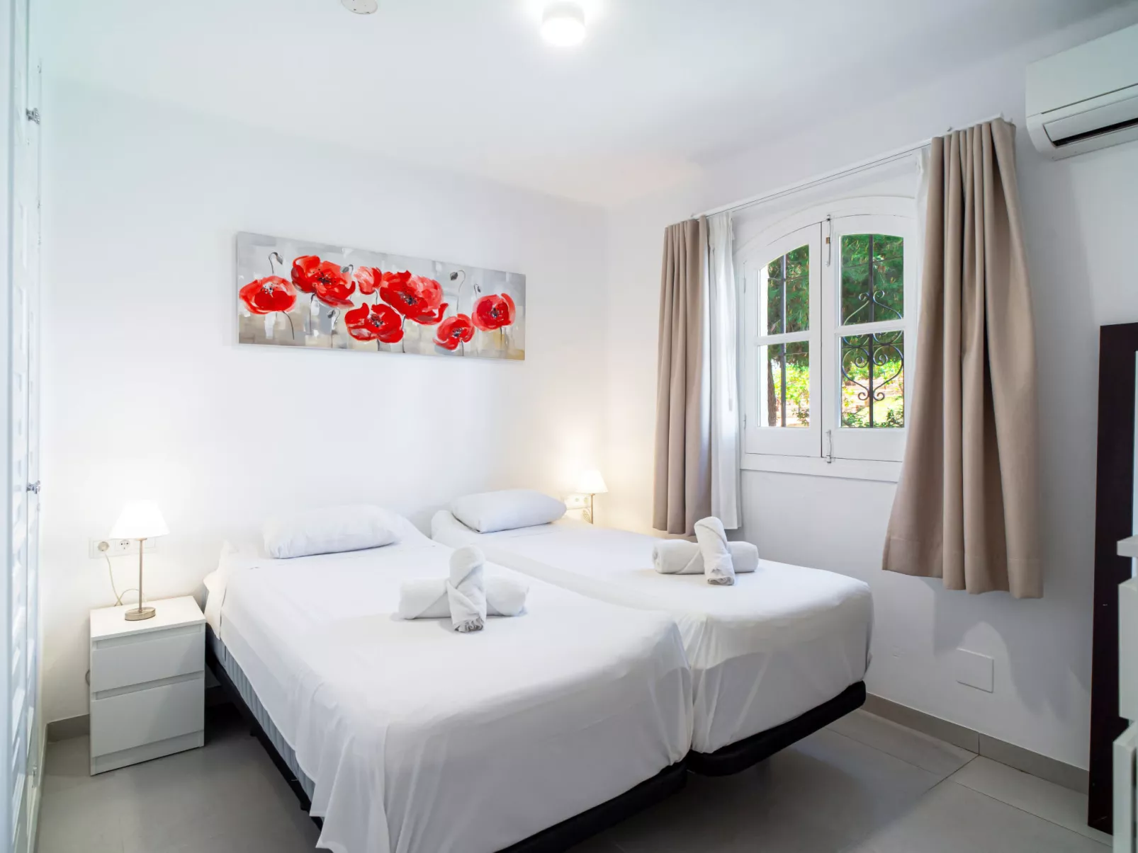 Hibiscos 33 Rooftop Vista by Casasol - Inside