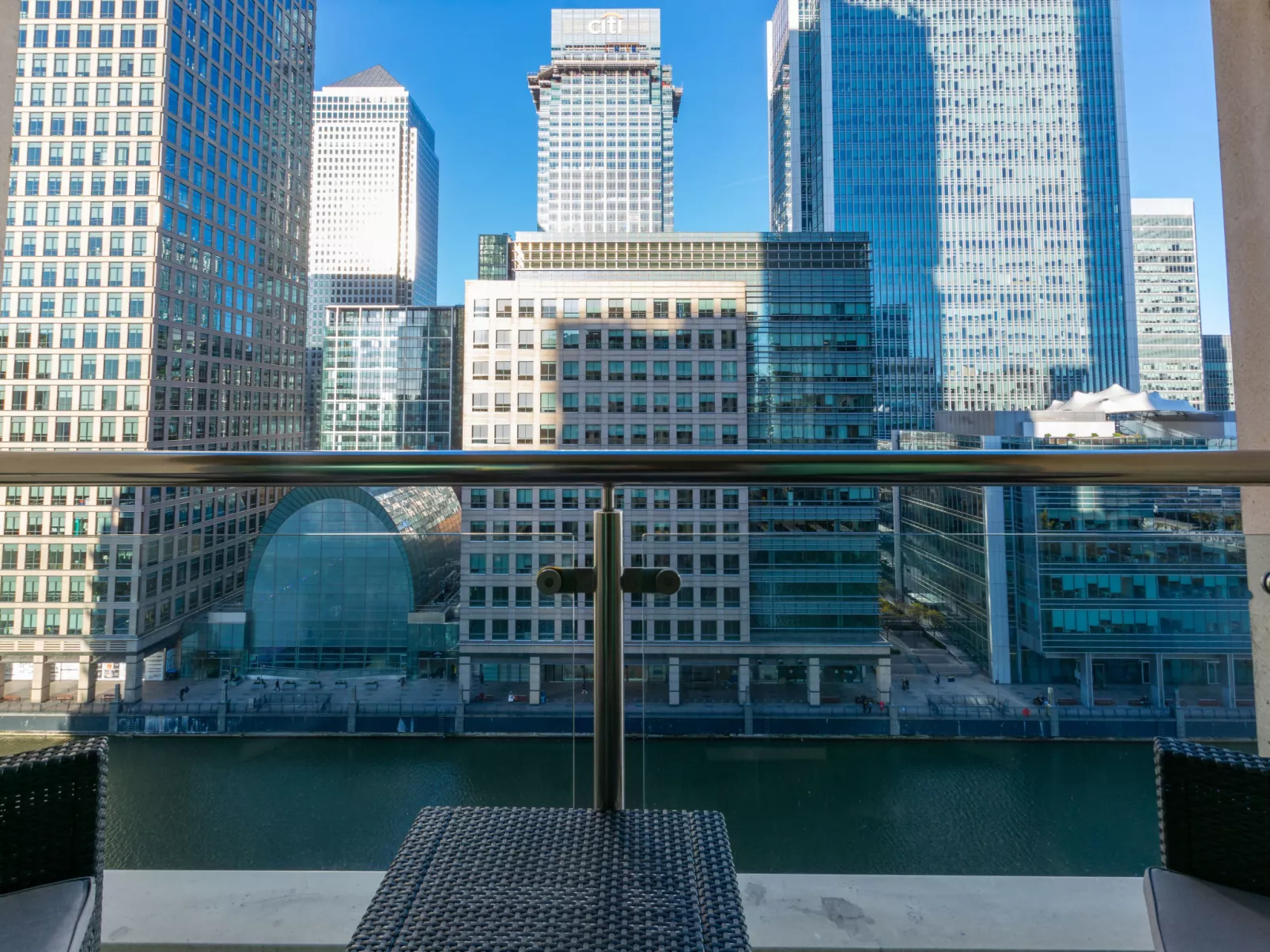 Discovery Apartments - Dehors