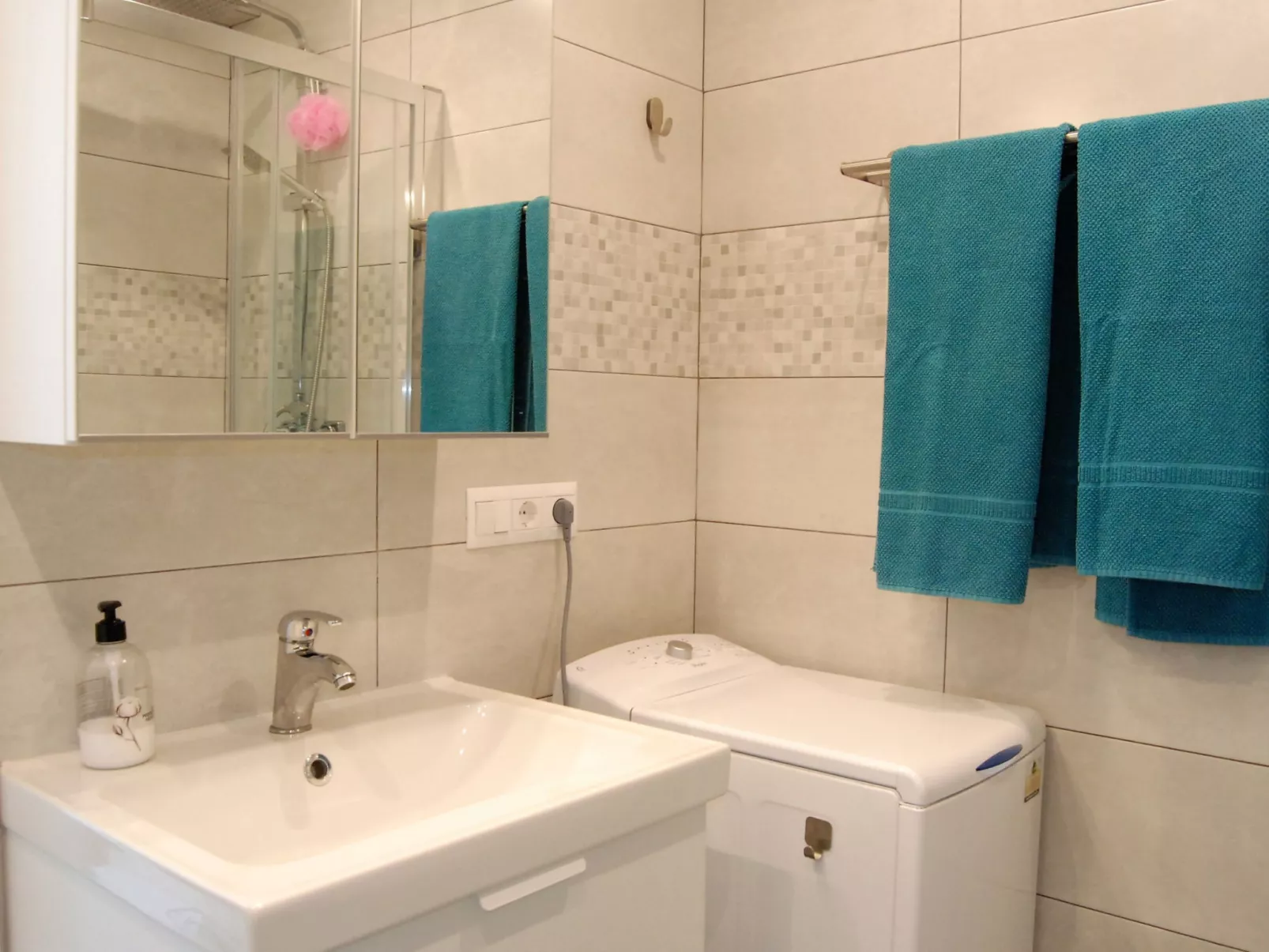 Coronado 124 Apartment by Casasol - Inside