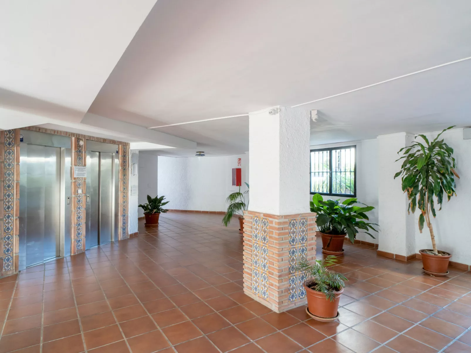 Carabeo 20 Apartment by Casasol - Inside