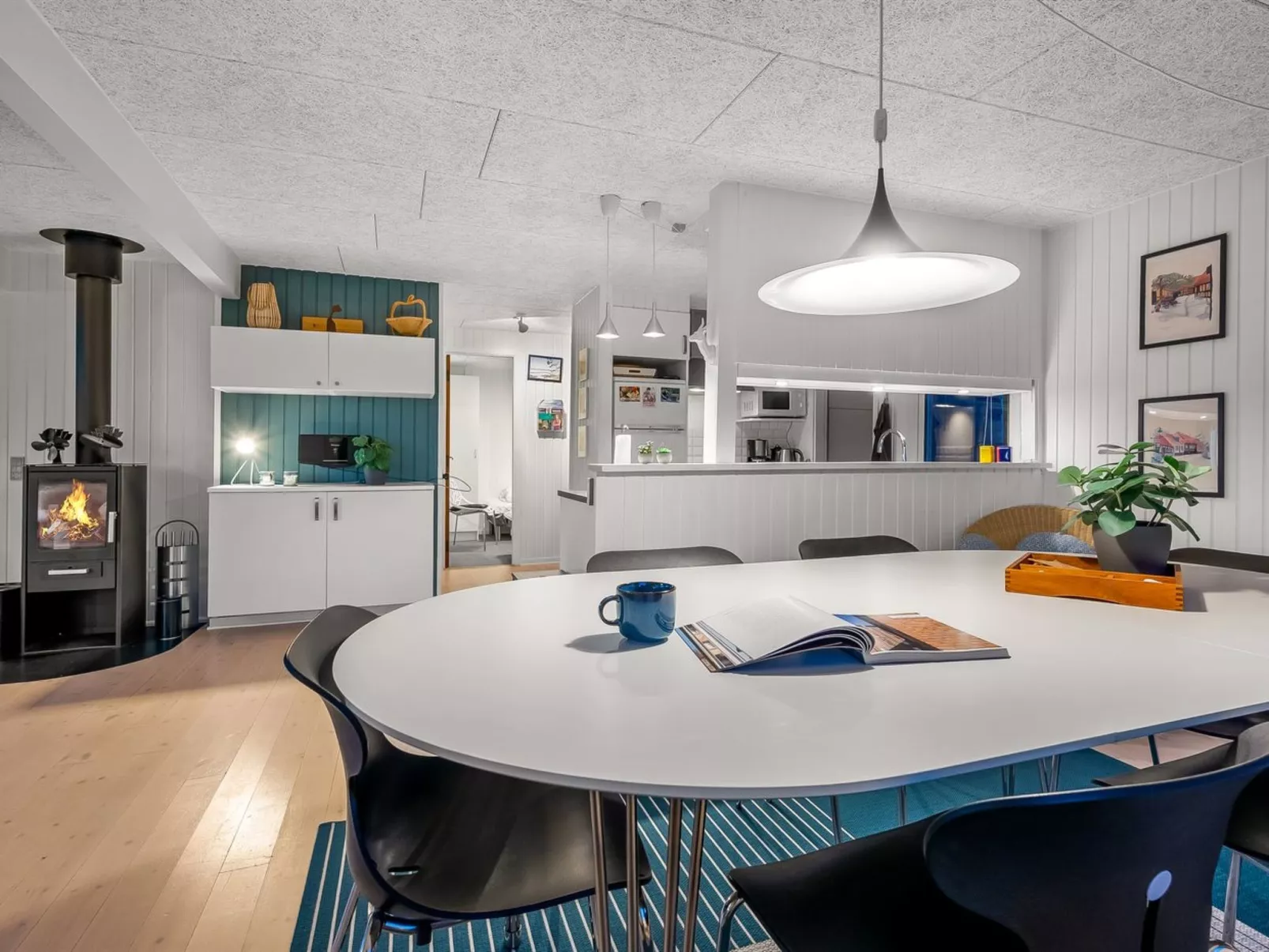 "Niels" - 1.3km from the sea - Inside