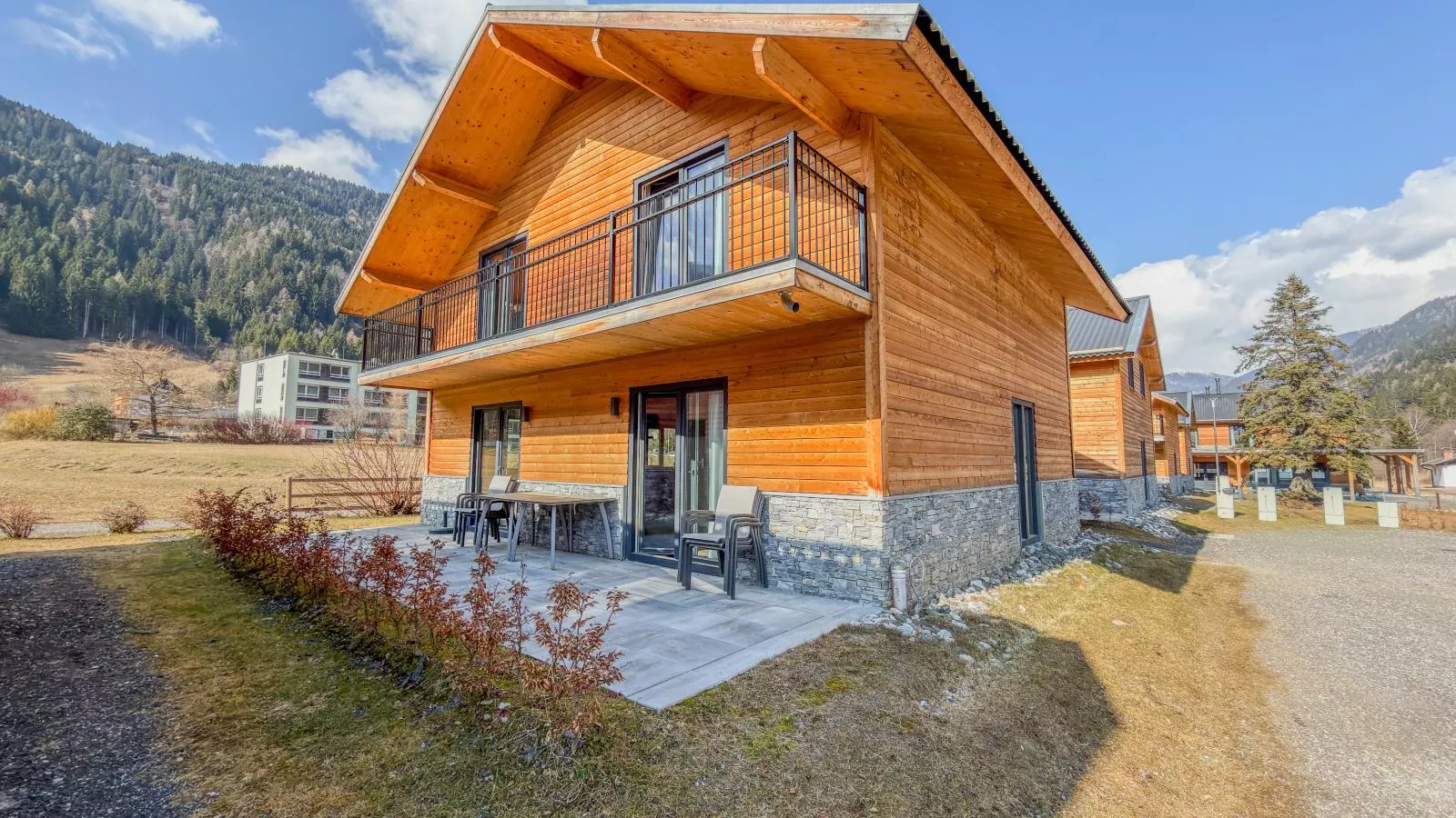 Alpenchalet Afritz am See - Außenbereich Sommer