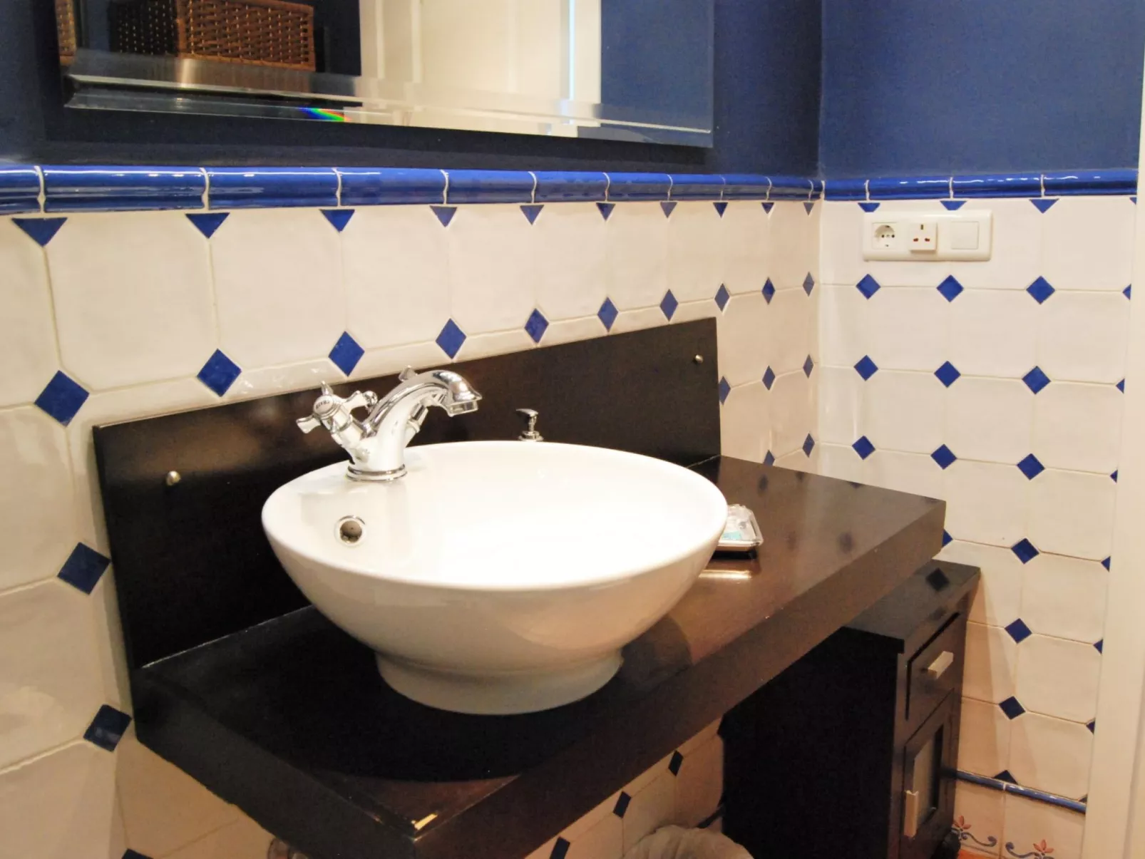 Carabeo 24 Apartment by Casasol - Dedans