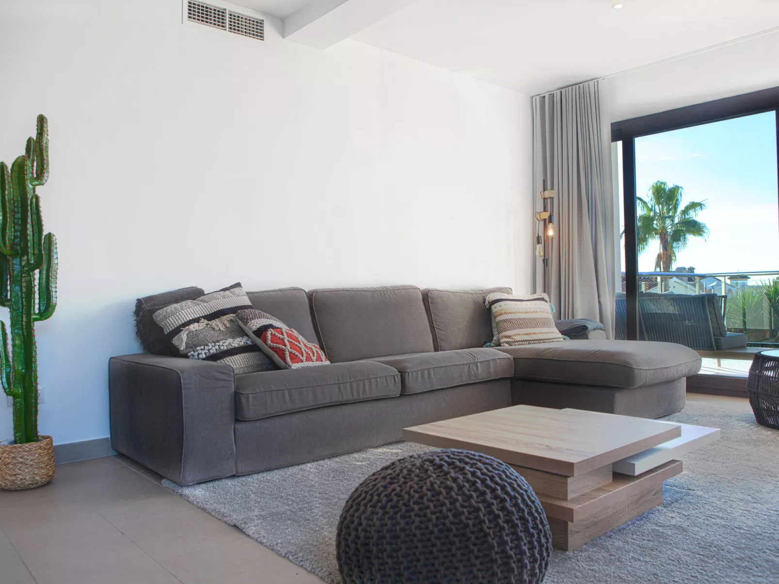 Modern Villa close to Costabella beach - Dedans