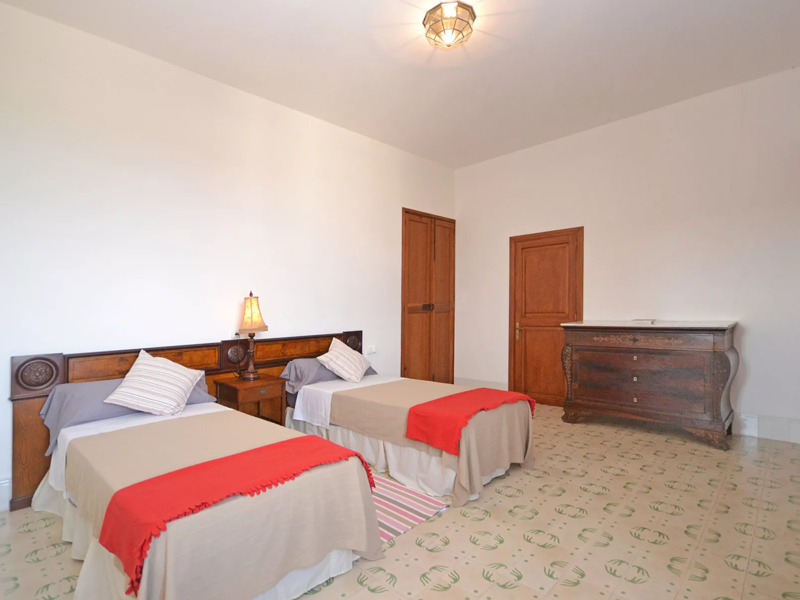 Son Granada - Drinnen