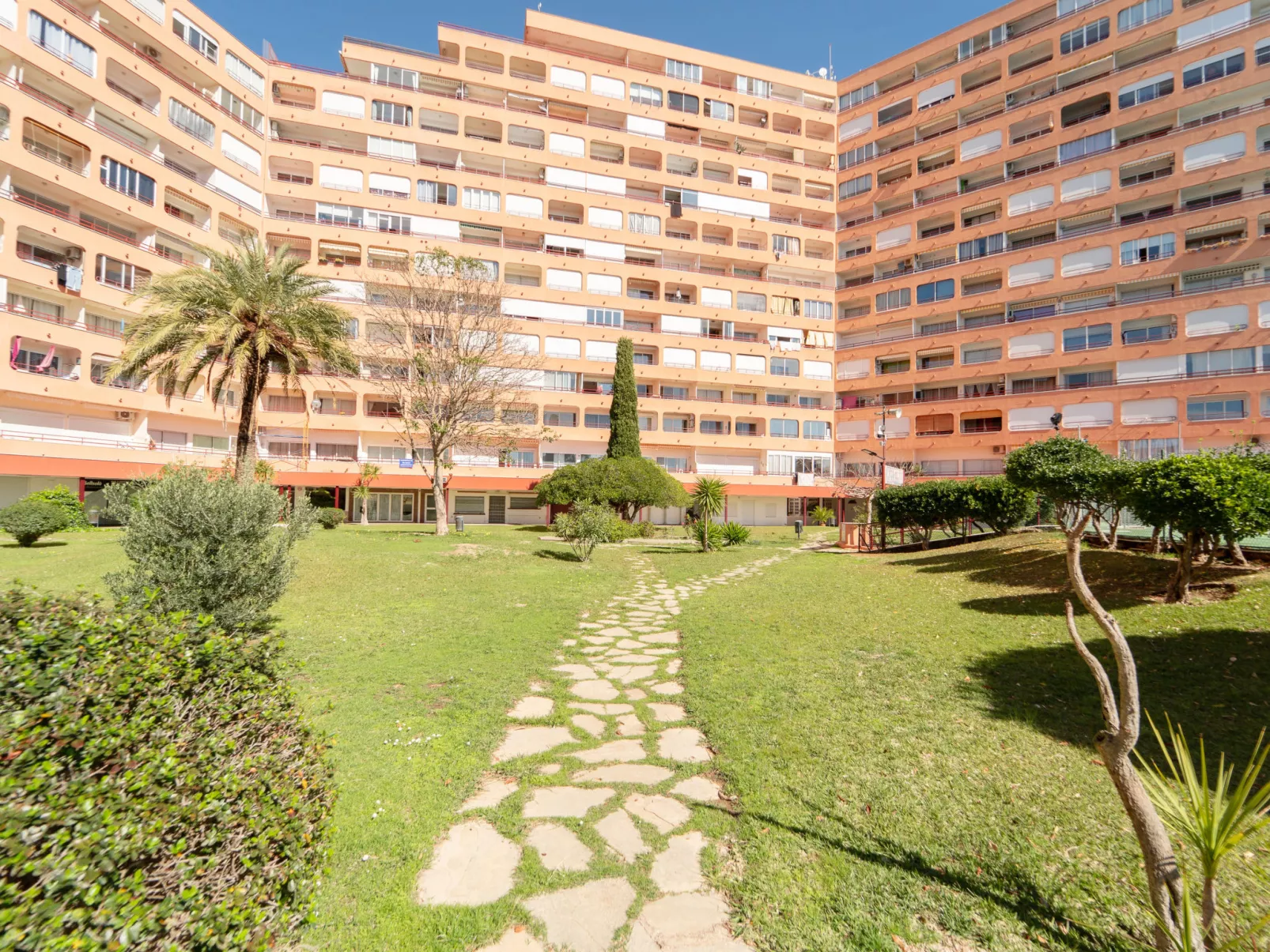 WELCS APARTAMENTO 133 EMP con piscina comunitaria - Outside