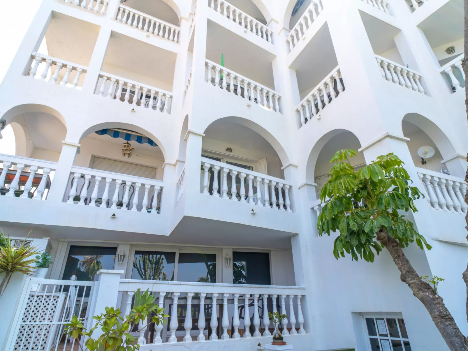 Stella Maris Beachfront B by Casasol - Dehors