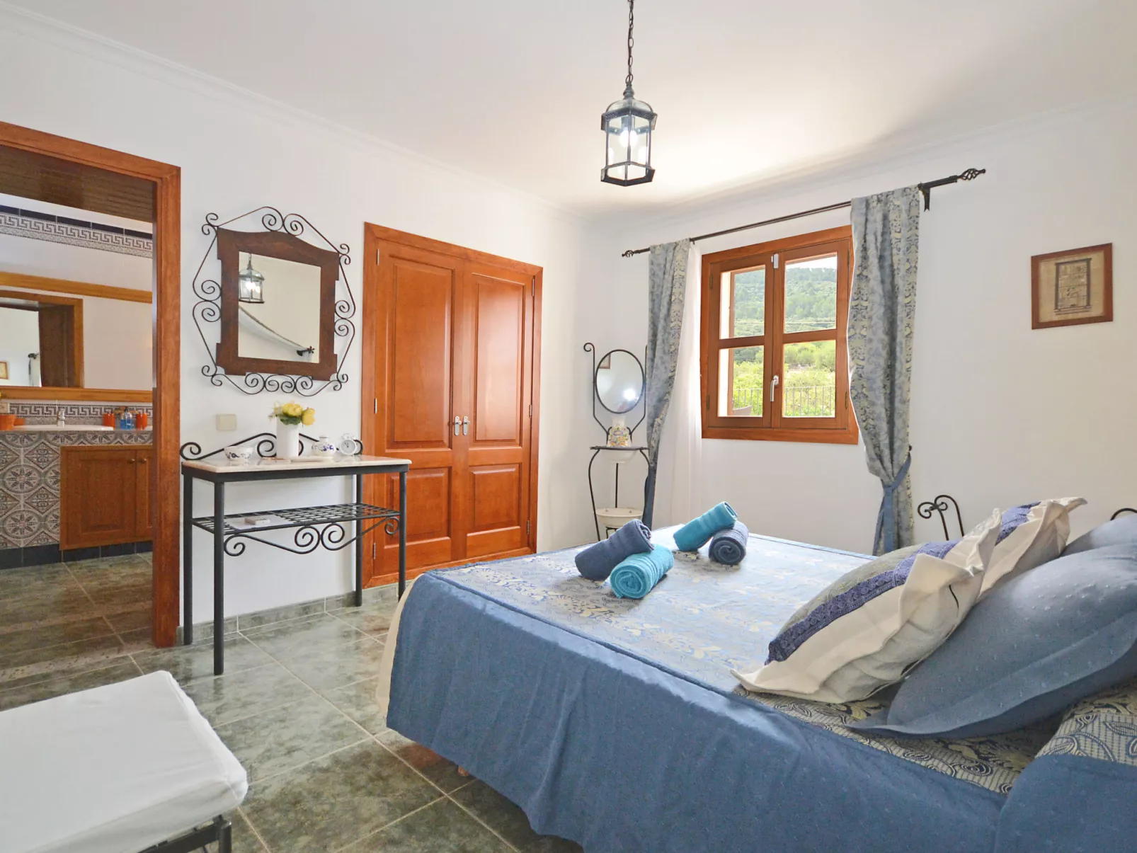 Ca na rossa - Dedans