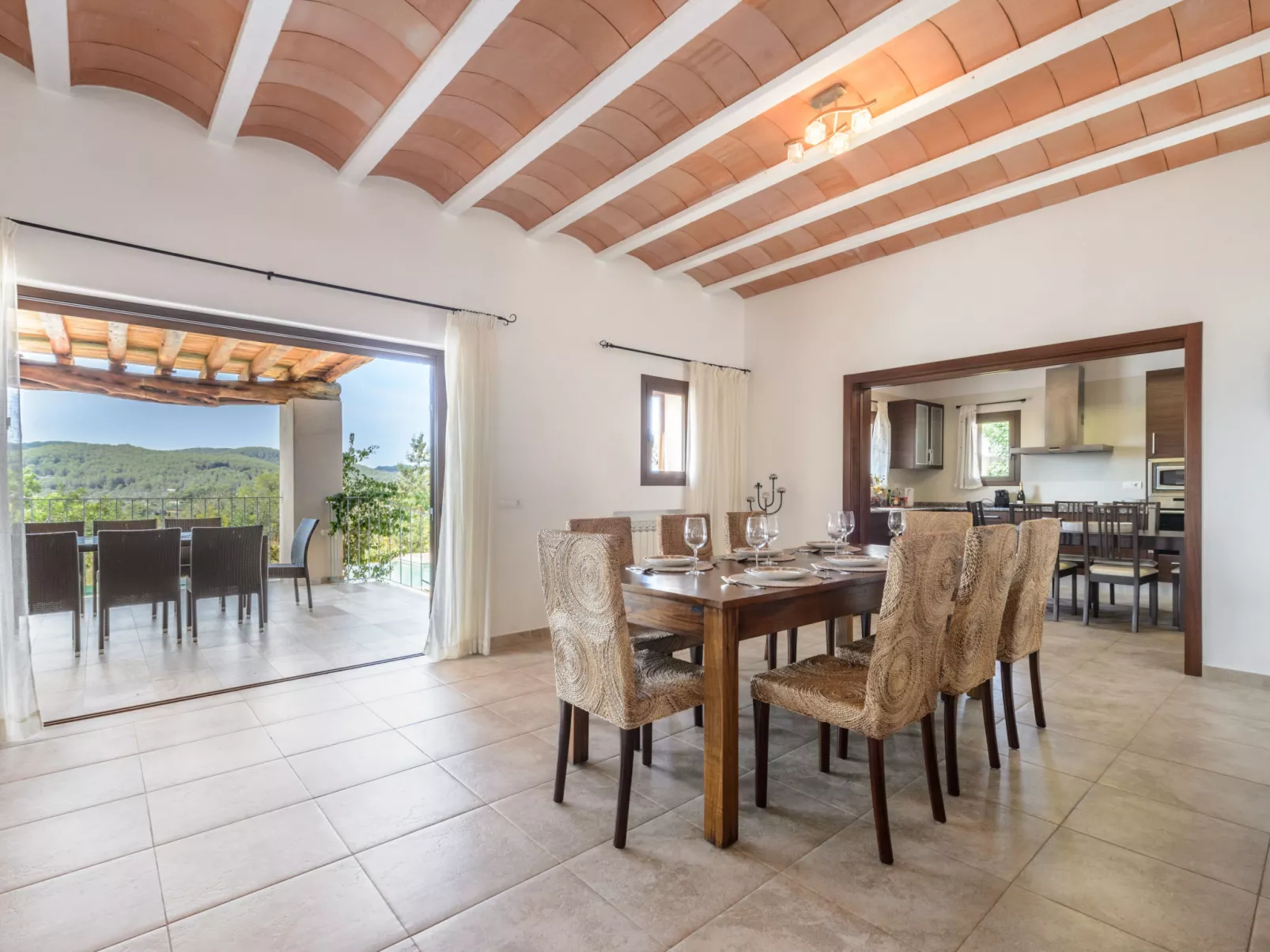 VILLA LUNA - Drinnen