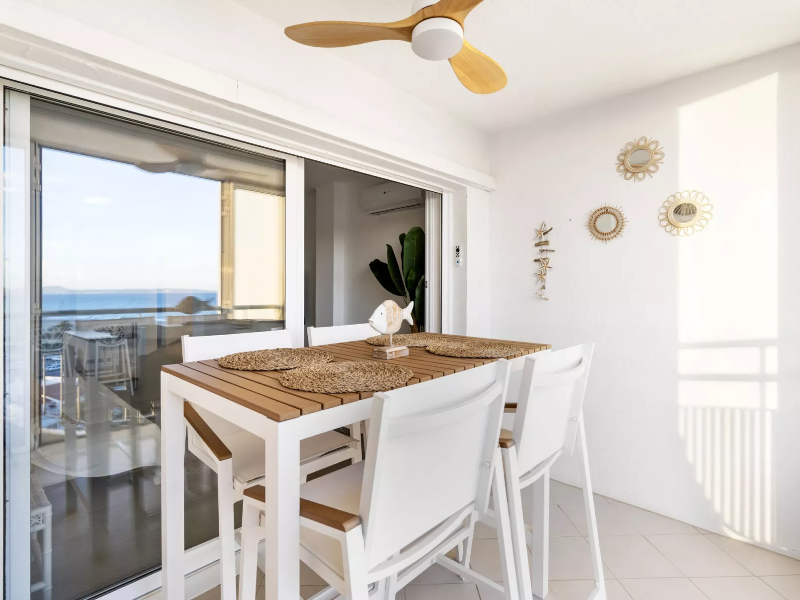 WELCS APARTAMENTO 101 EMP con vistas al Mar - Draußen