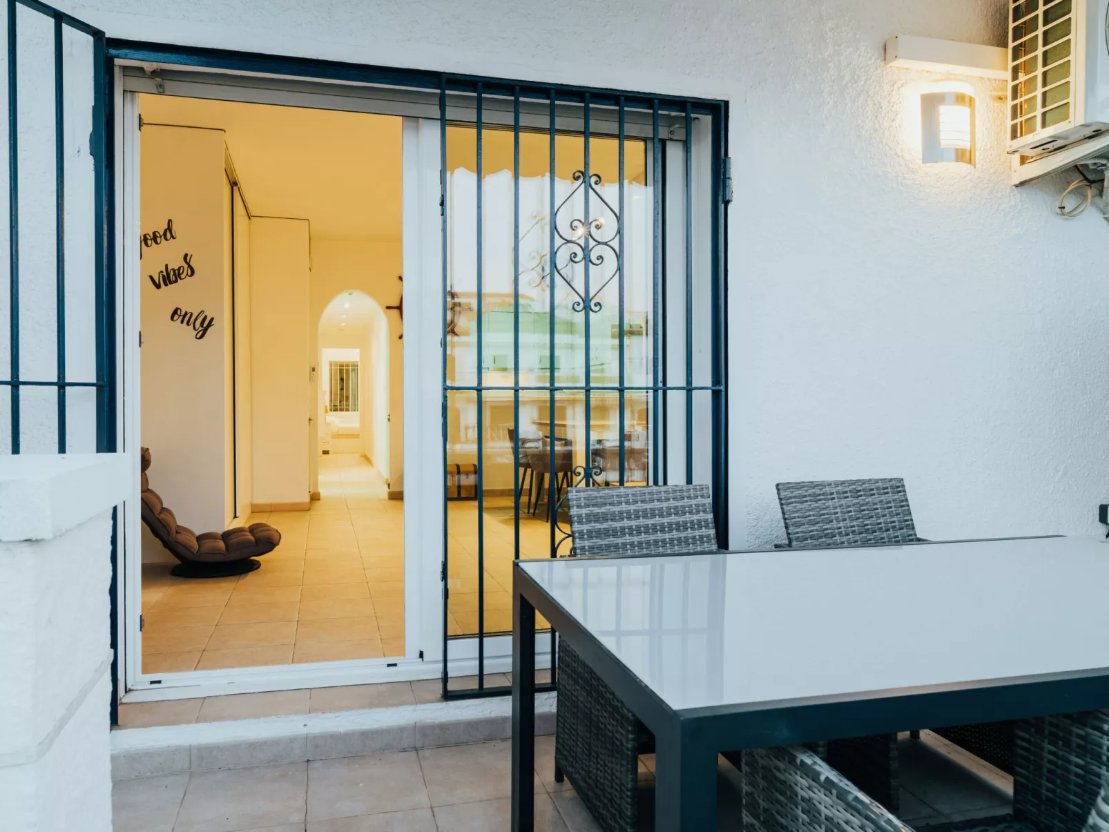 WELCS APARTAMENTO 199 EMP frente al Canal - Dehors