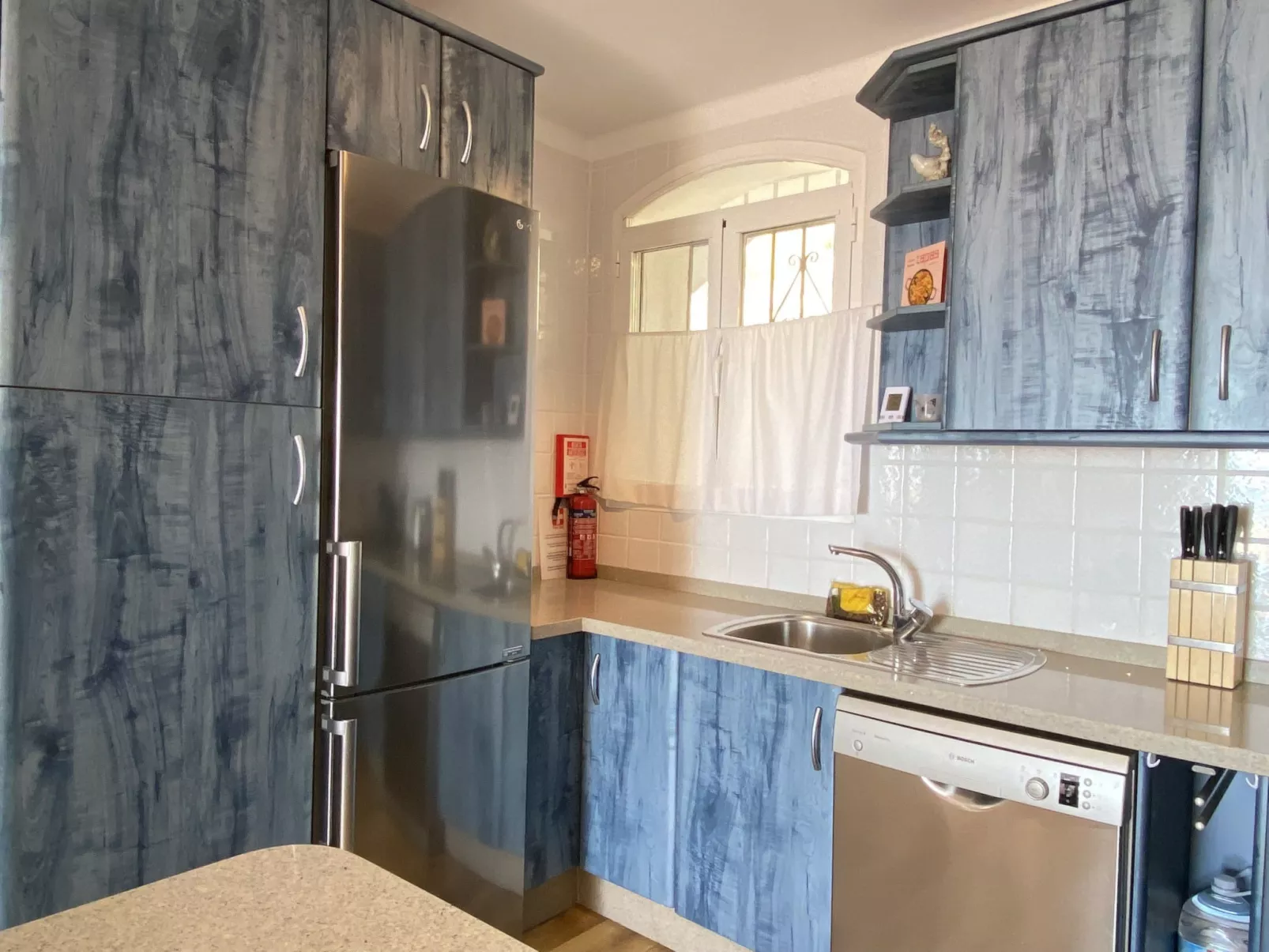 Capuchinos 42 San Juan Capistrano by Casasol - Drinnen