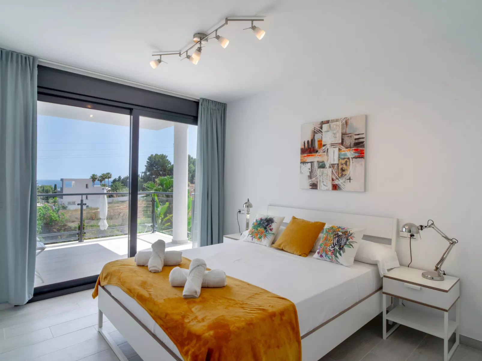 Villa Luxuria Private Pool by Casasol - Dedans