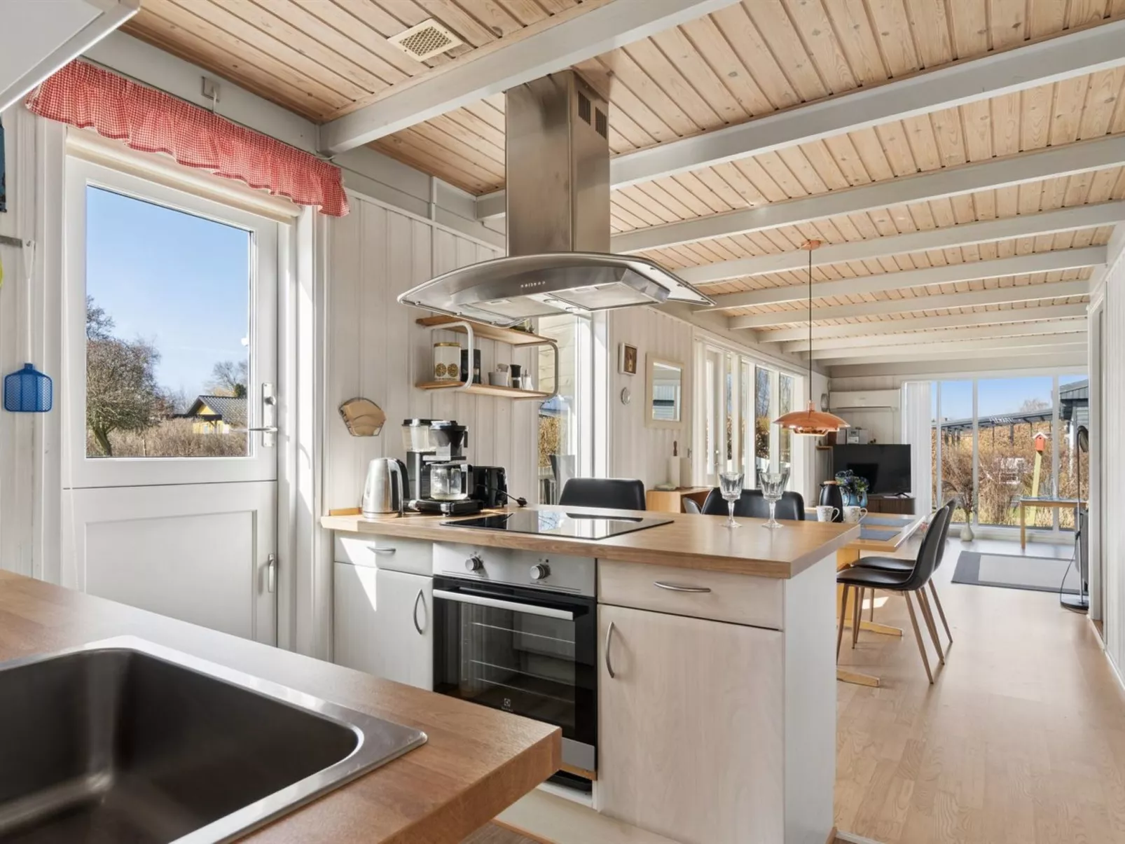 "Selinda" - 250m from the sea - Inside