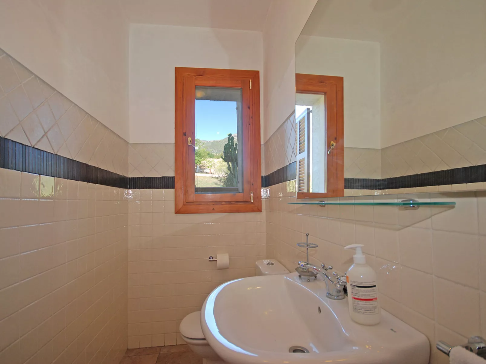 Pla de ses rotes - Drinnen