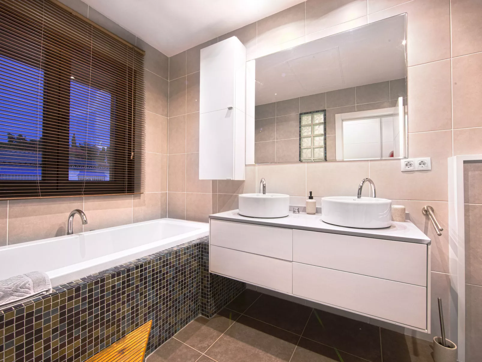 Modern Villa close to Costabella beach - Dedans