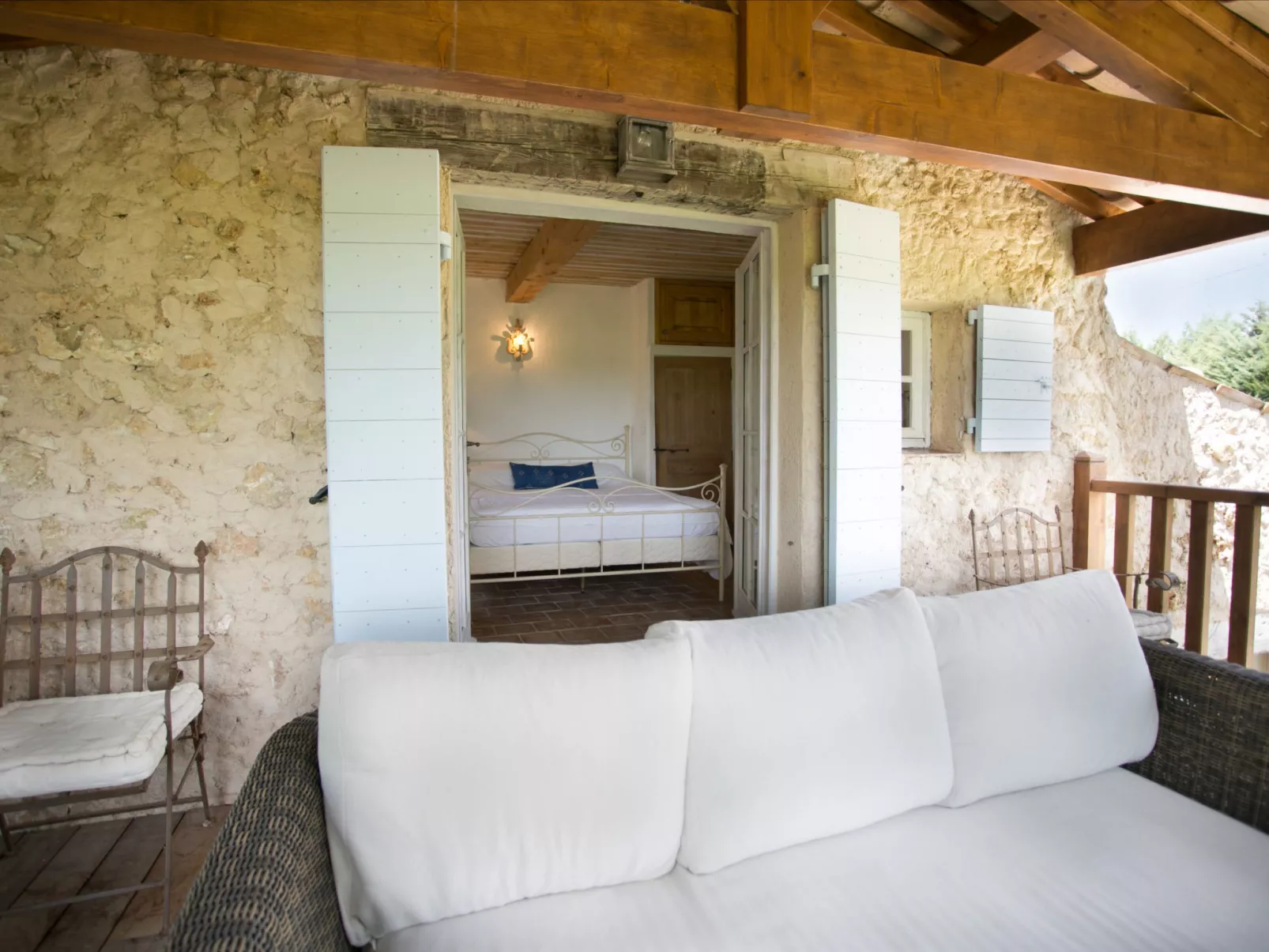 LI SIAN BEN - Inside