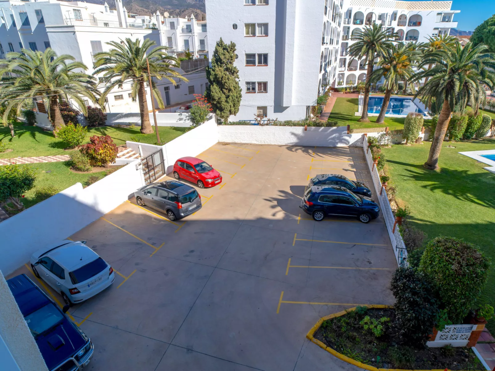 Carabeo 28 Apartment by Casasol - Outside