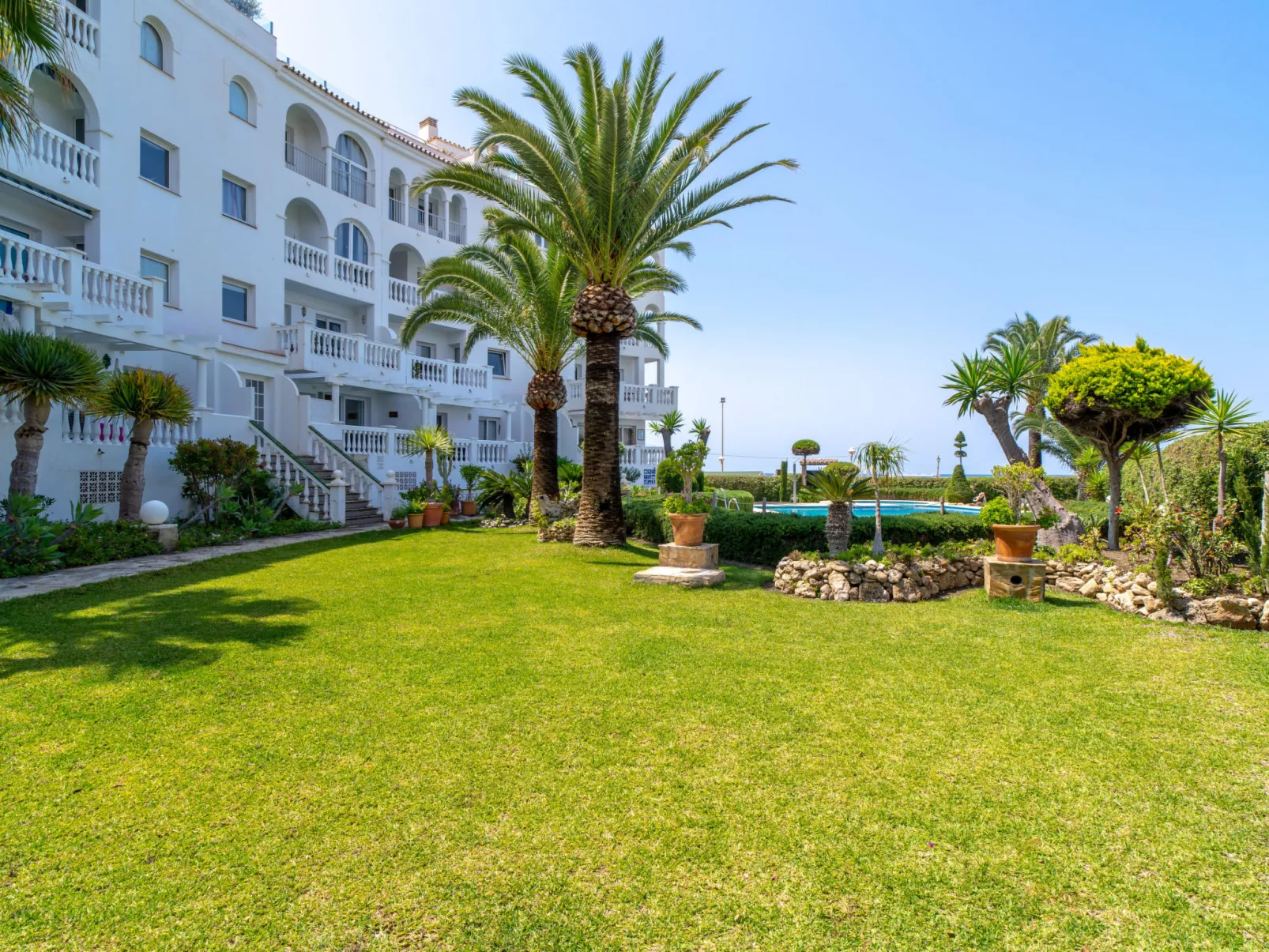 Stella Maris Beachfront B by Casasol - Dehors