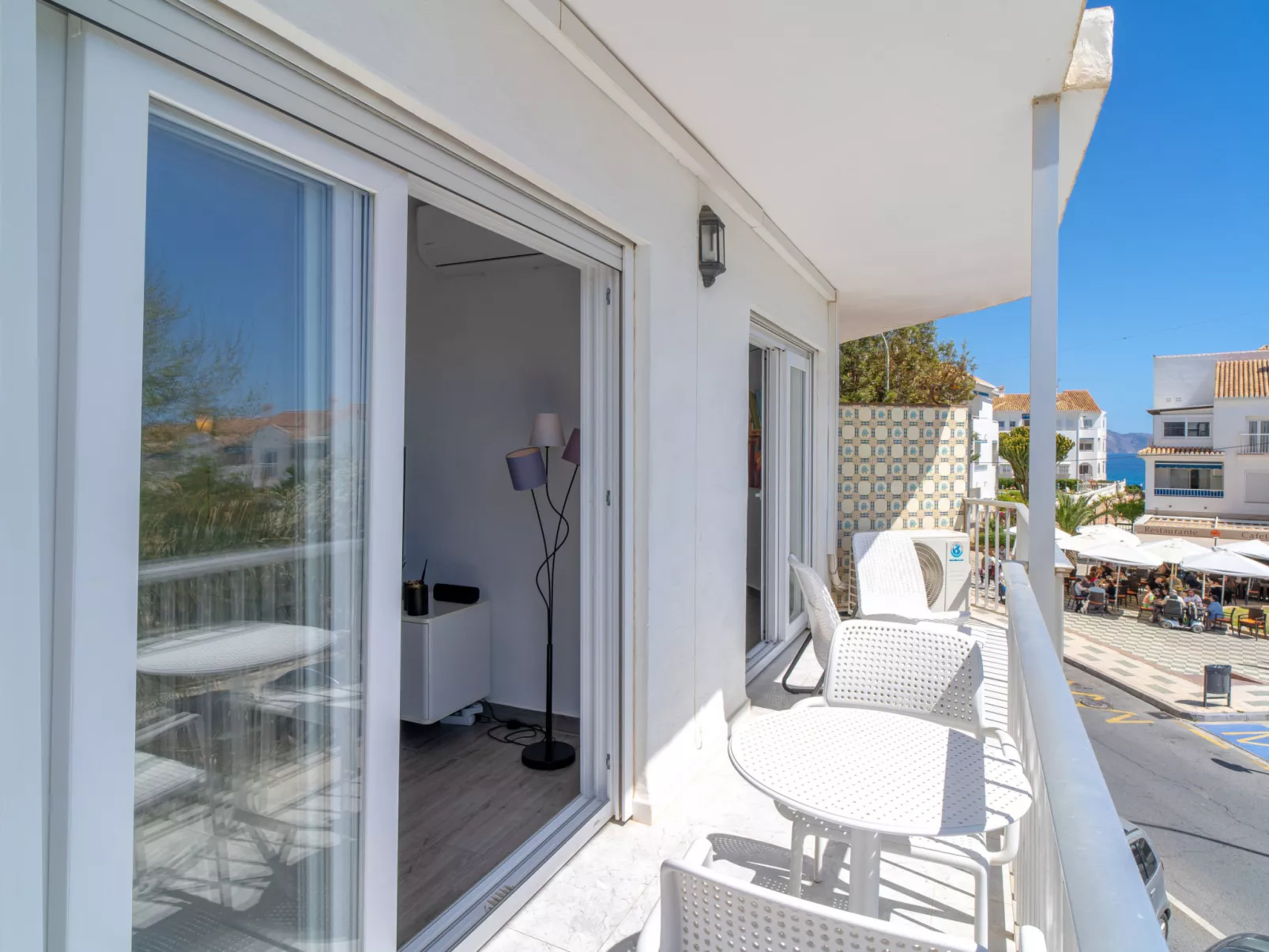 Delfin 1º3 Seaview Quartet by Casasol - Outside