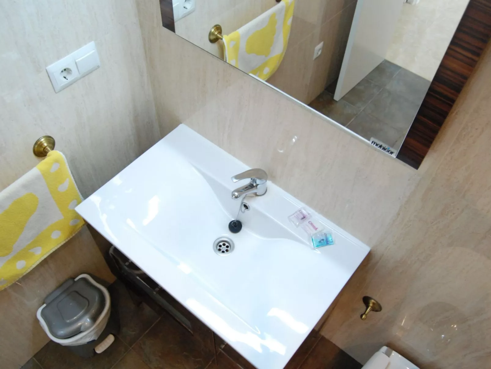 Carabeo 50 Apartment by Casasol - Inside