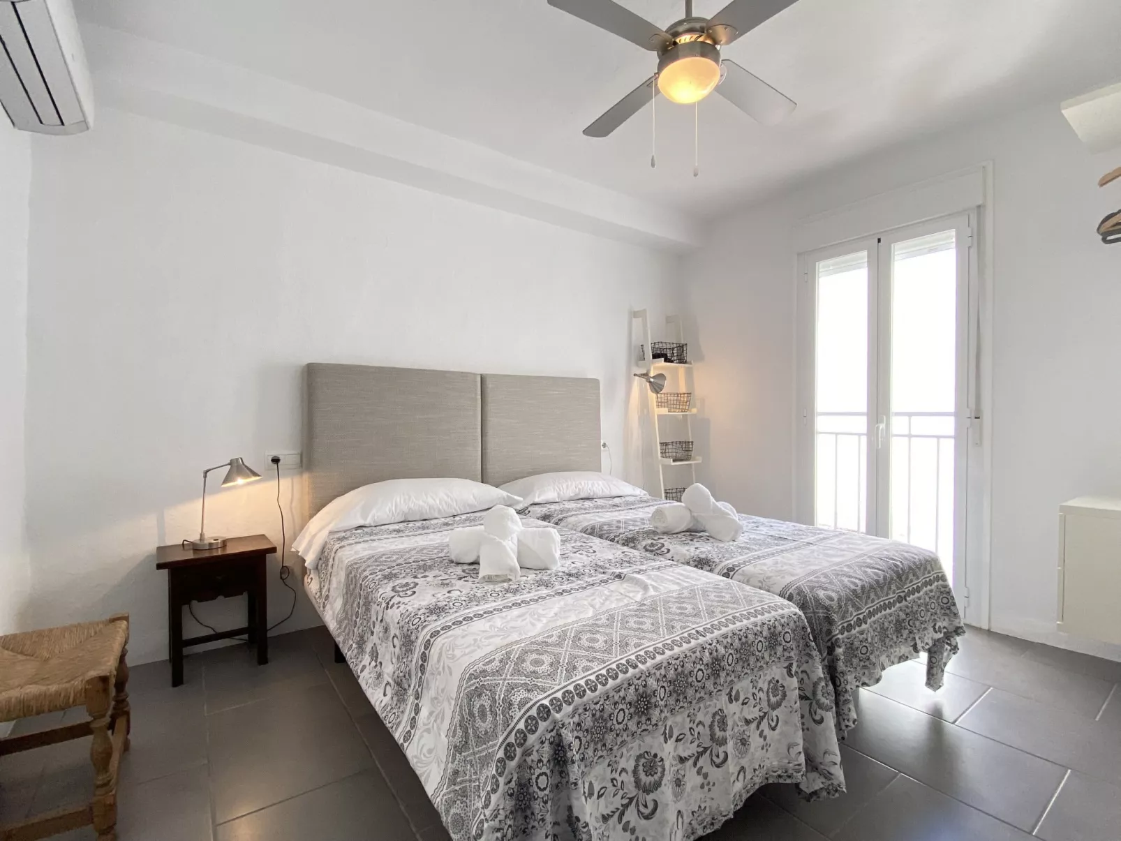 Casa San Juan 13 Centro by Casasol - Inside