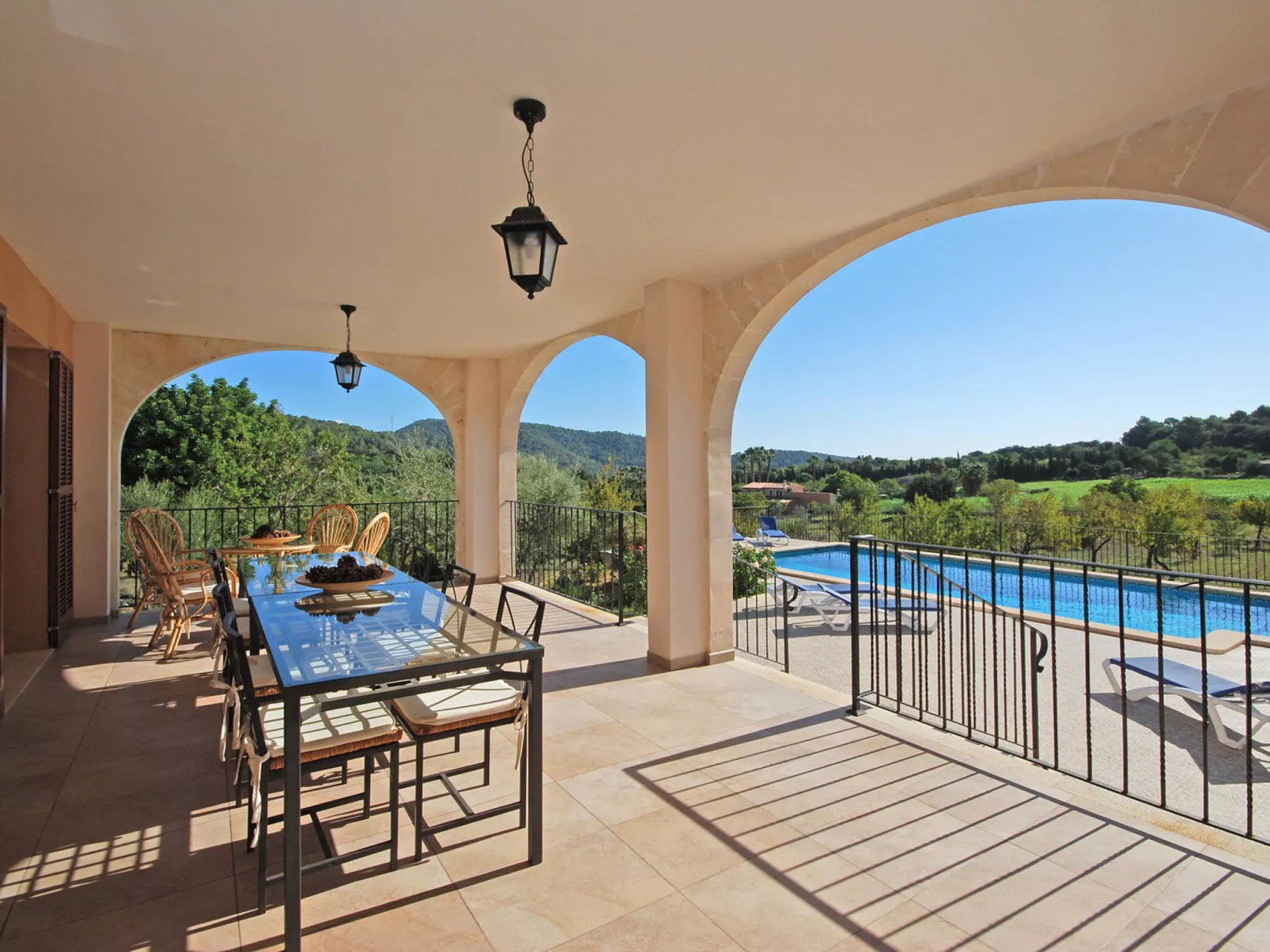 Pla de ses rotes - Draußen