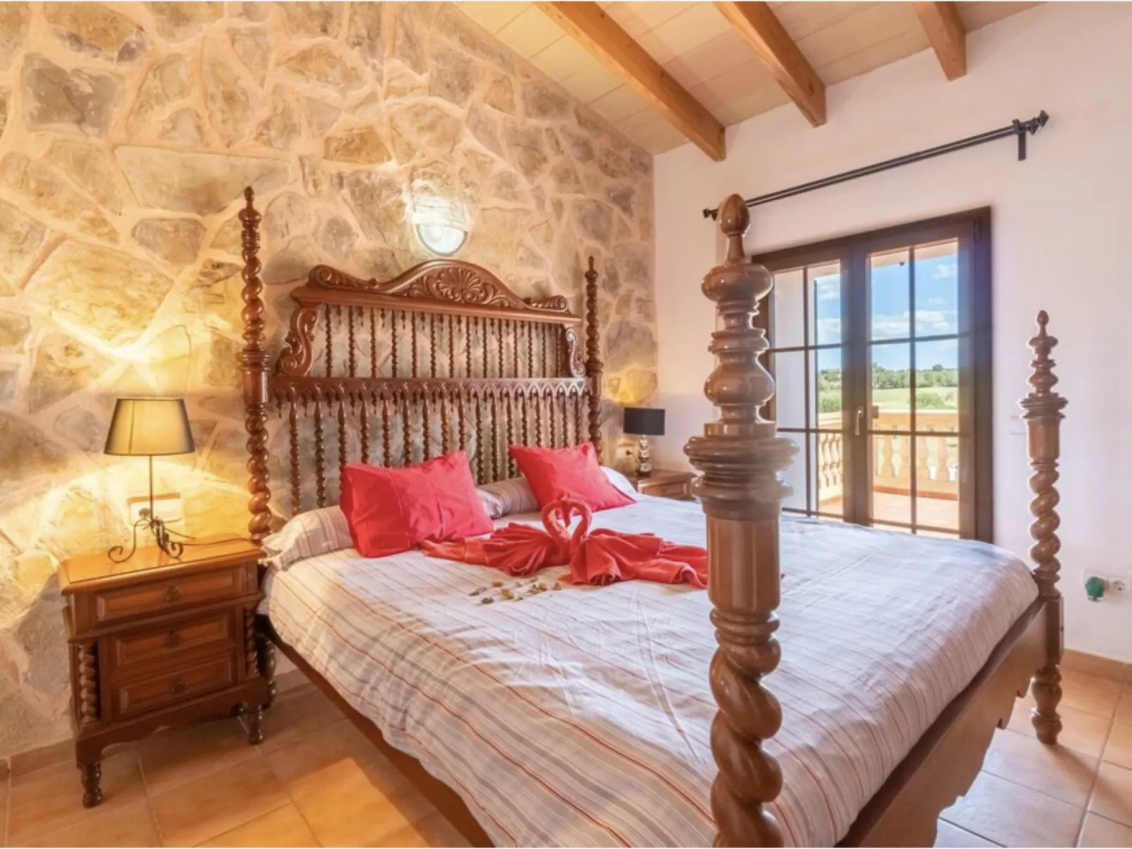 VILLA LORENZO MANACOR by PriorityVillas - Dedans